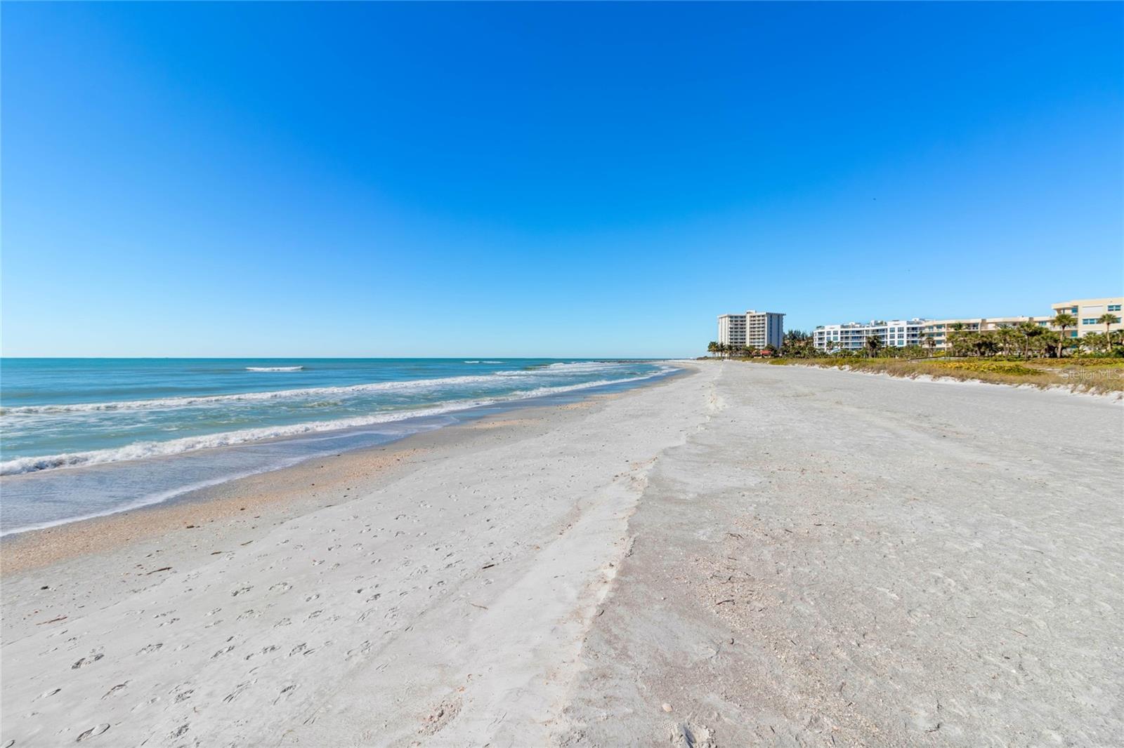 GRAND BAY 4 - Residential