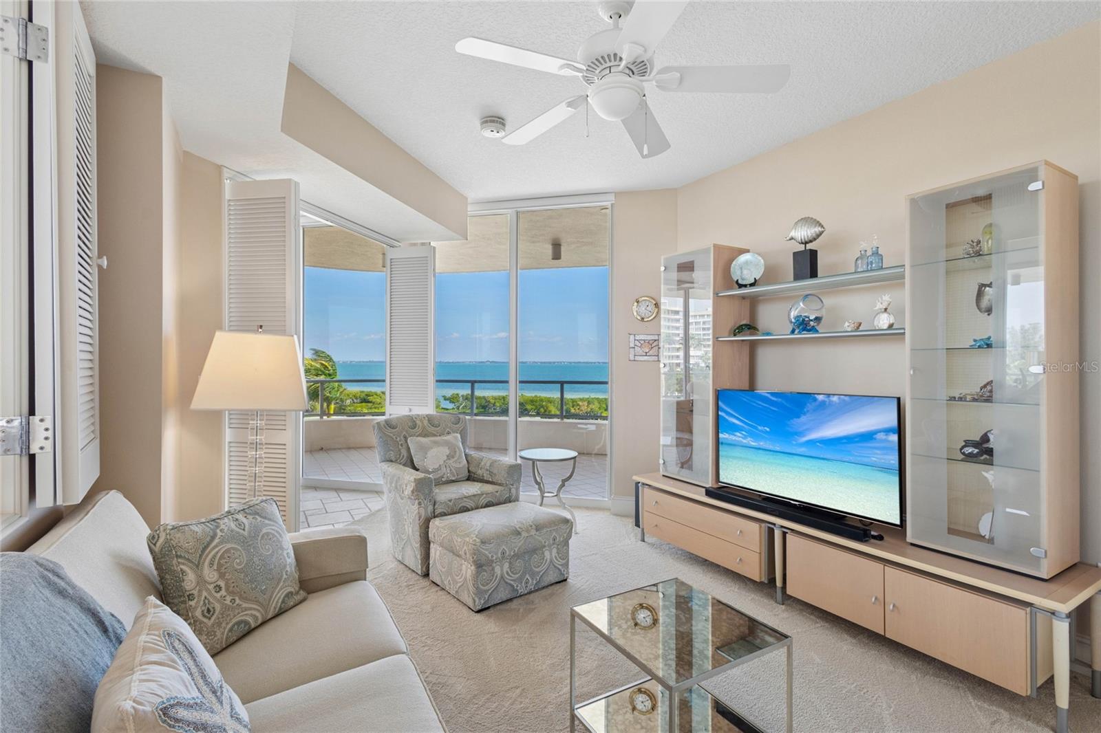 GRAND BAY 4 - Residential