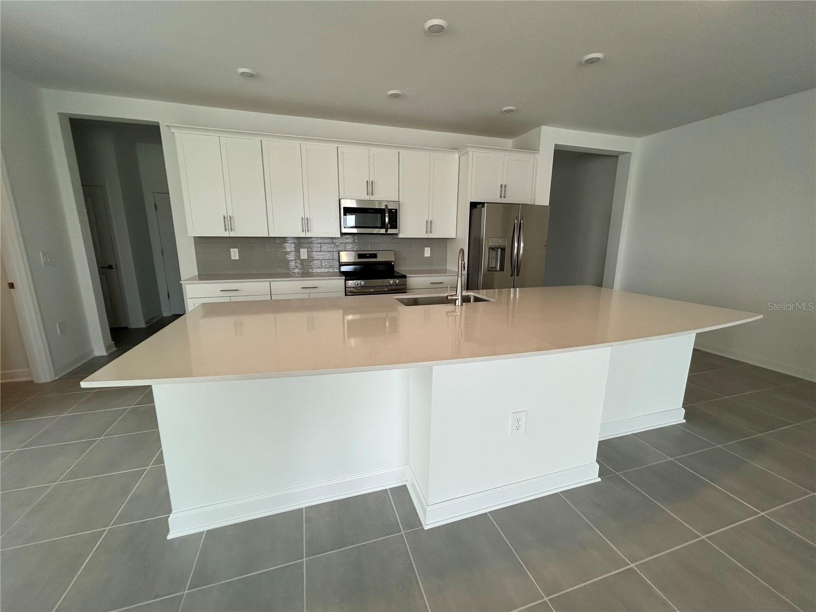 BRIDGEWALK PH 1A - Residential Lease