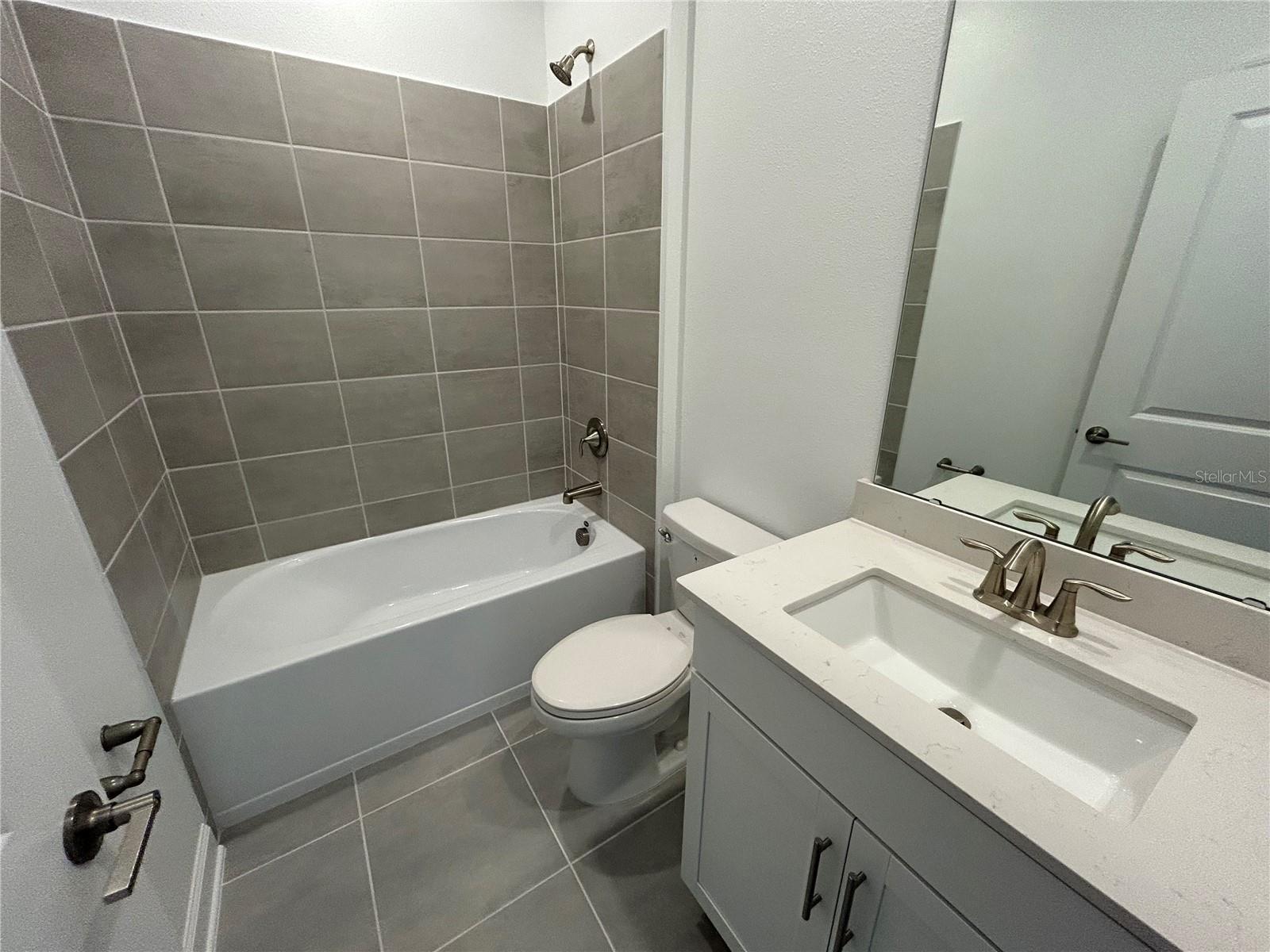 BRIDGEWALK PH 1A - Residential Lease