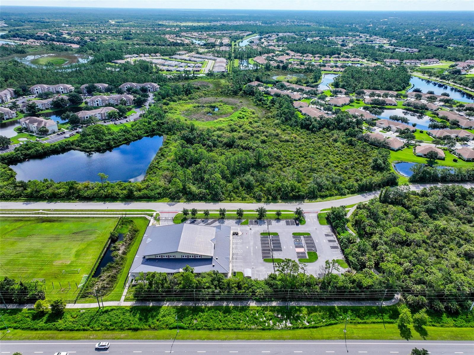 LAKESIDE MARKETPLACE - Commercial Sale