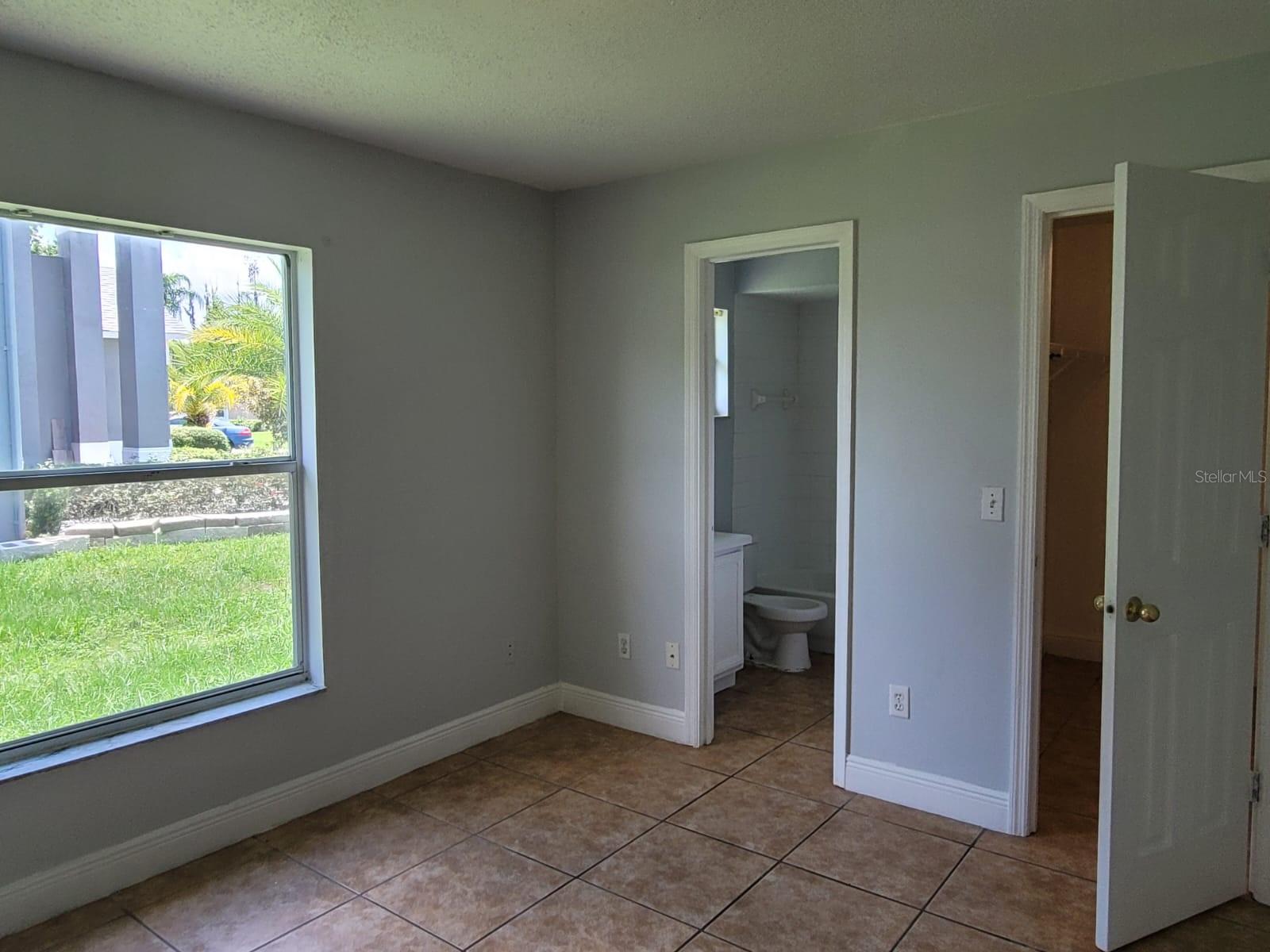 OAKS AT CYPRESS WOODS THE - Residential Lease
