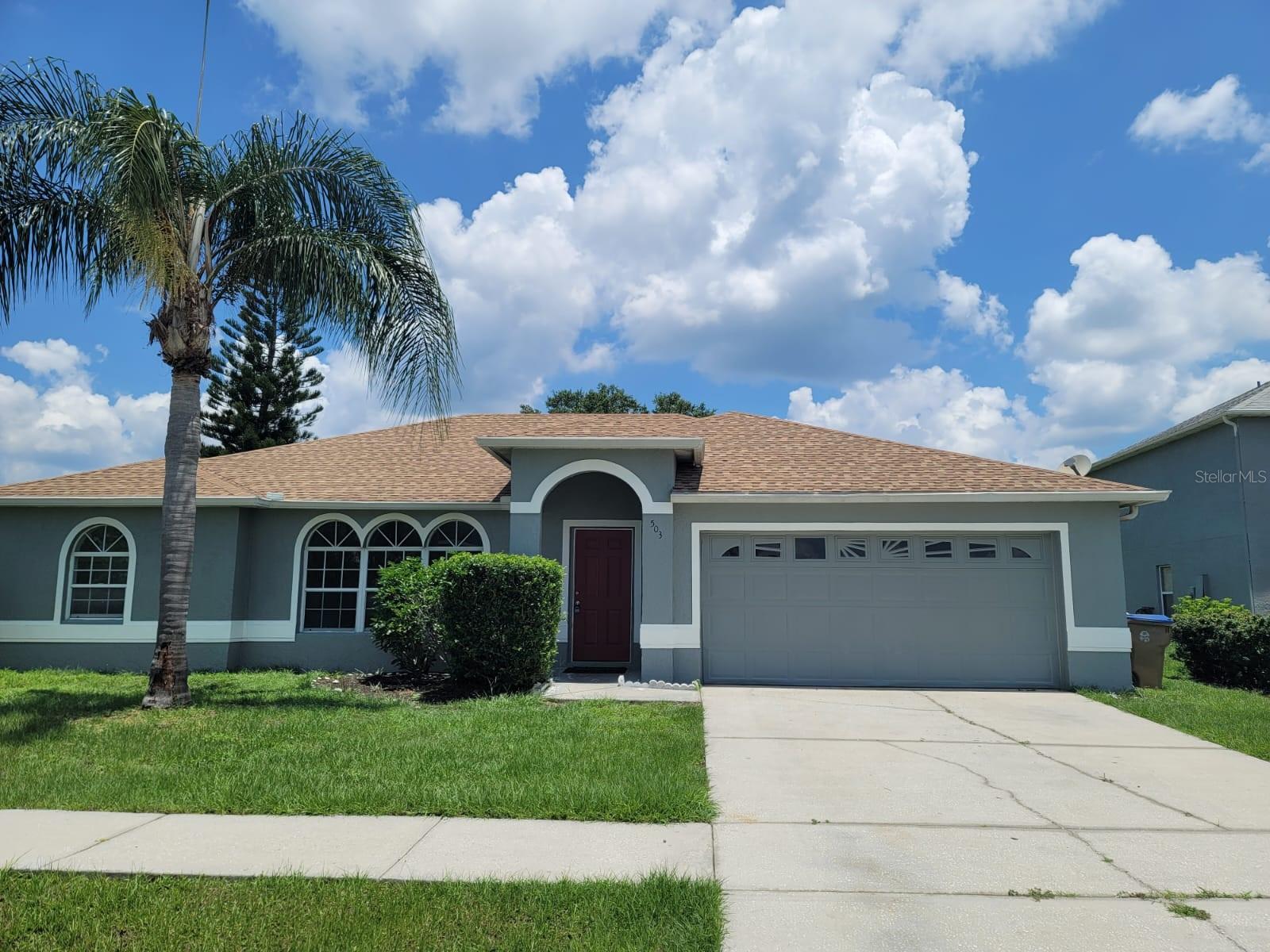 OAKS AT CYPRESS WOODS THE - Residential Lease