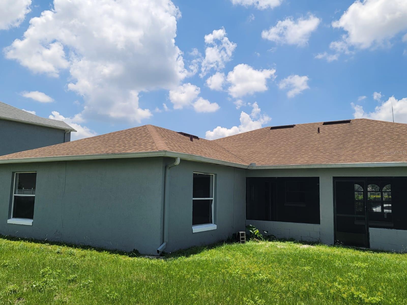 OAKS AT CYPRESS WOODS THE - Residential Lease