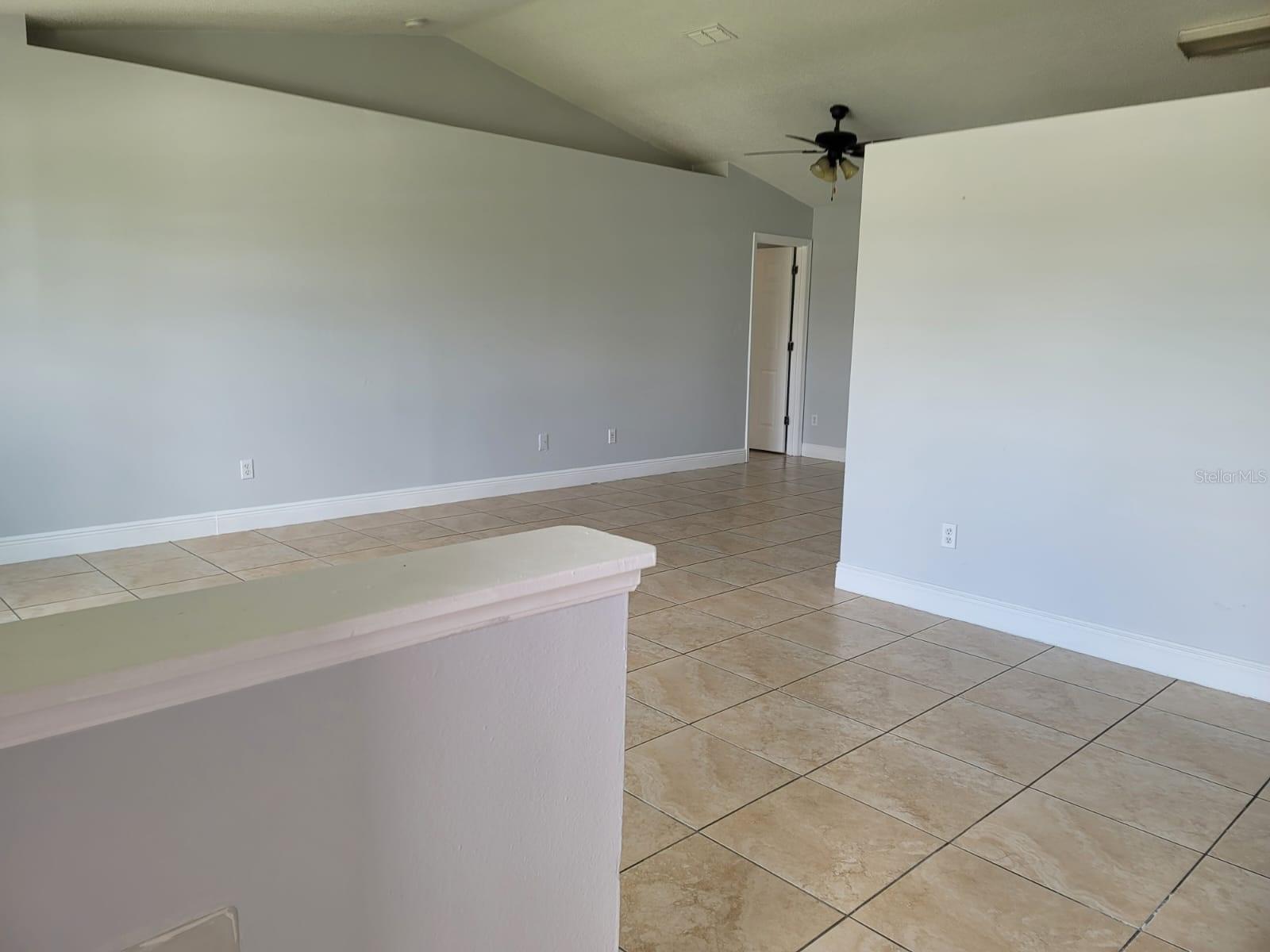 OAKS AT CYPRESS WOODS THE - Residential Lease