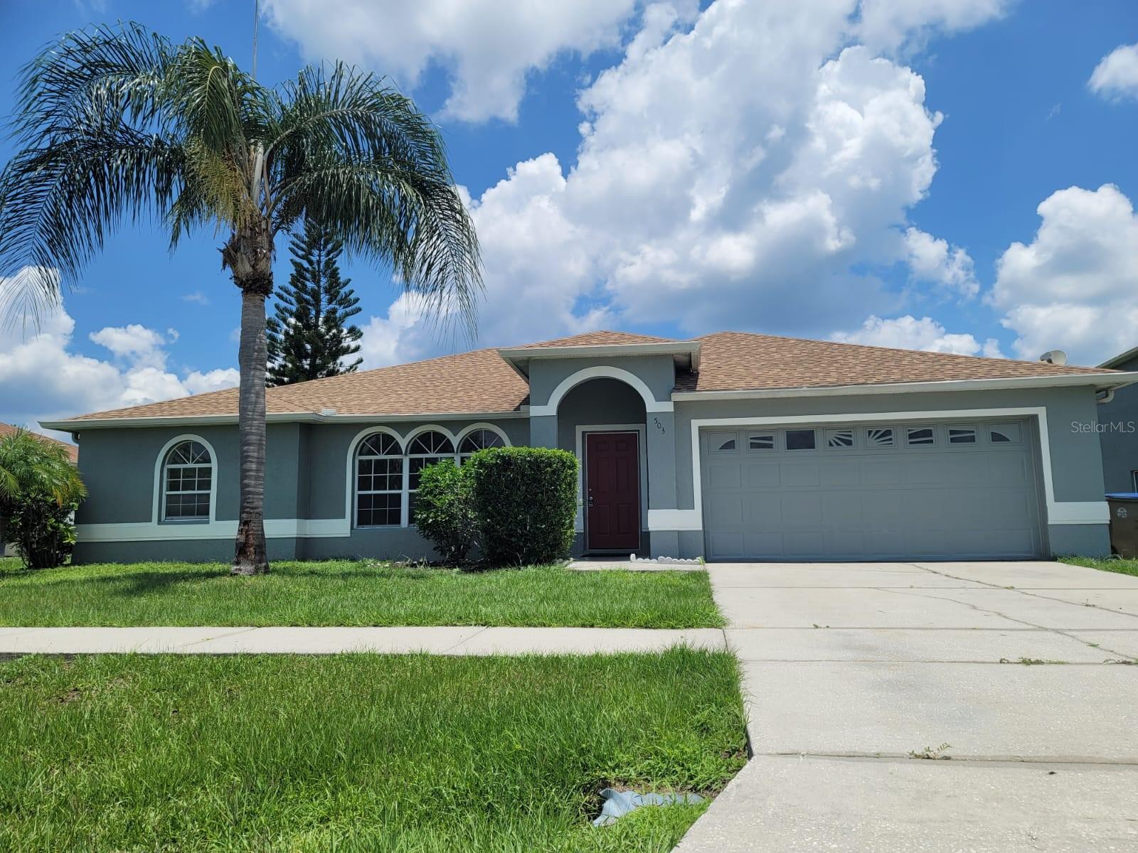 OAKS AT CYPRESS WOODS THE - Residential Lease