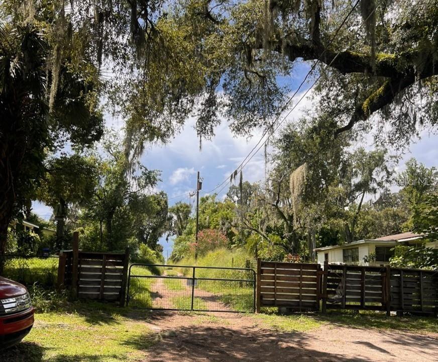 APOPKA ACRES - Residential