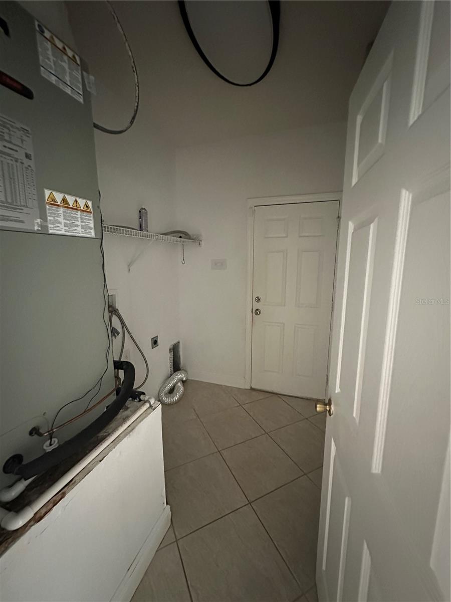 BELLA VISTA/TIVOLI WOODS - Residential Lease