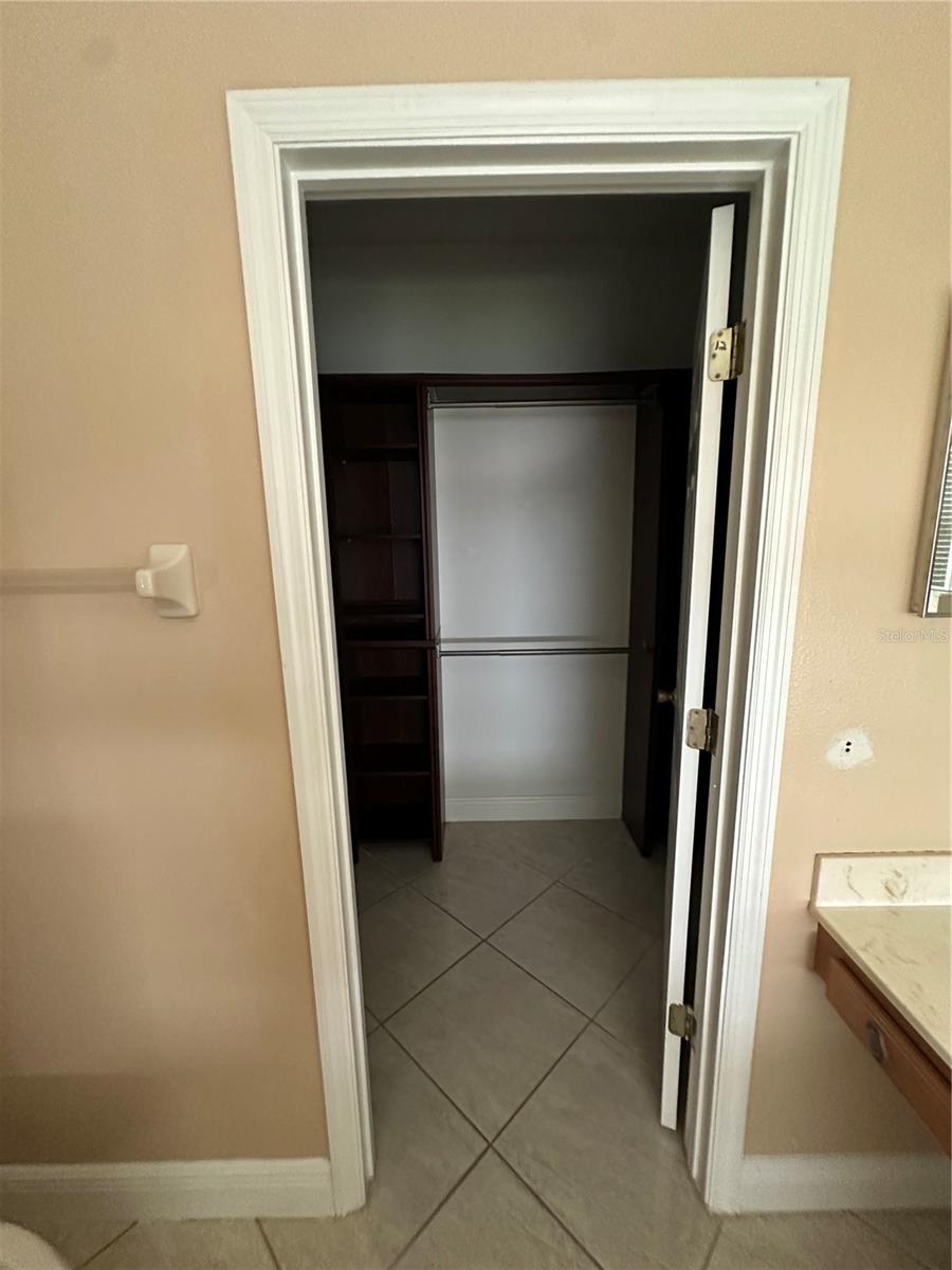 BELLA VISTA/TIVOLI WOODS - Residential Lease