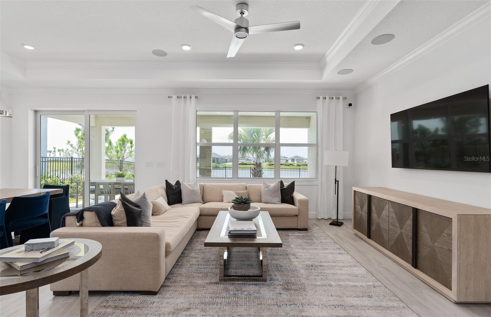 DEL WEBB LAKEHAVEN - Residential