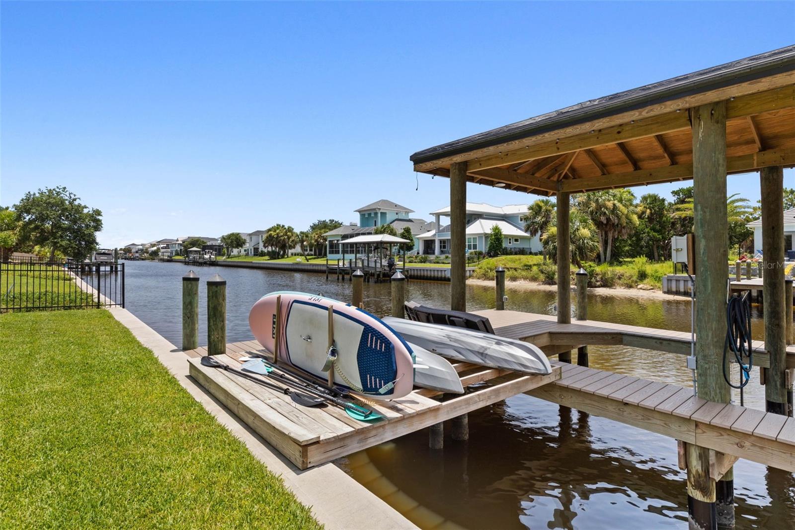 SEASIDE LANDINGS - Residential