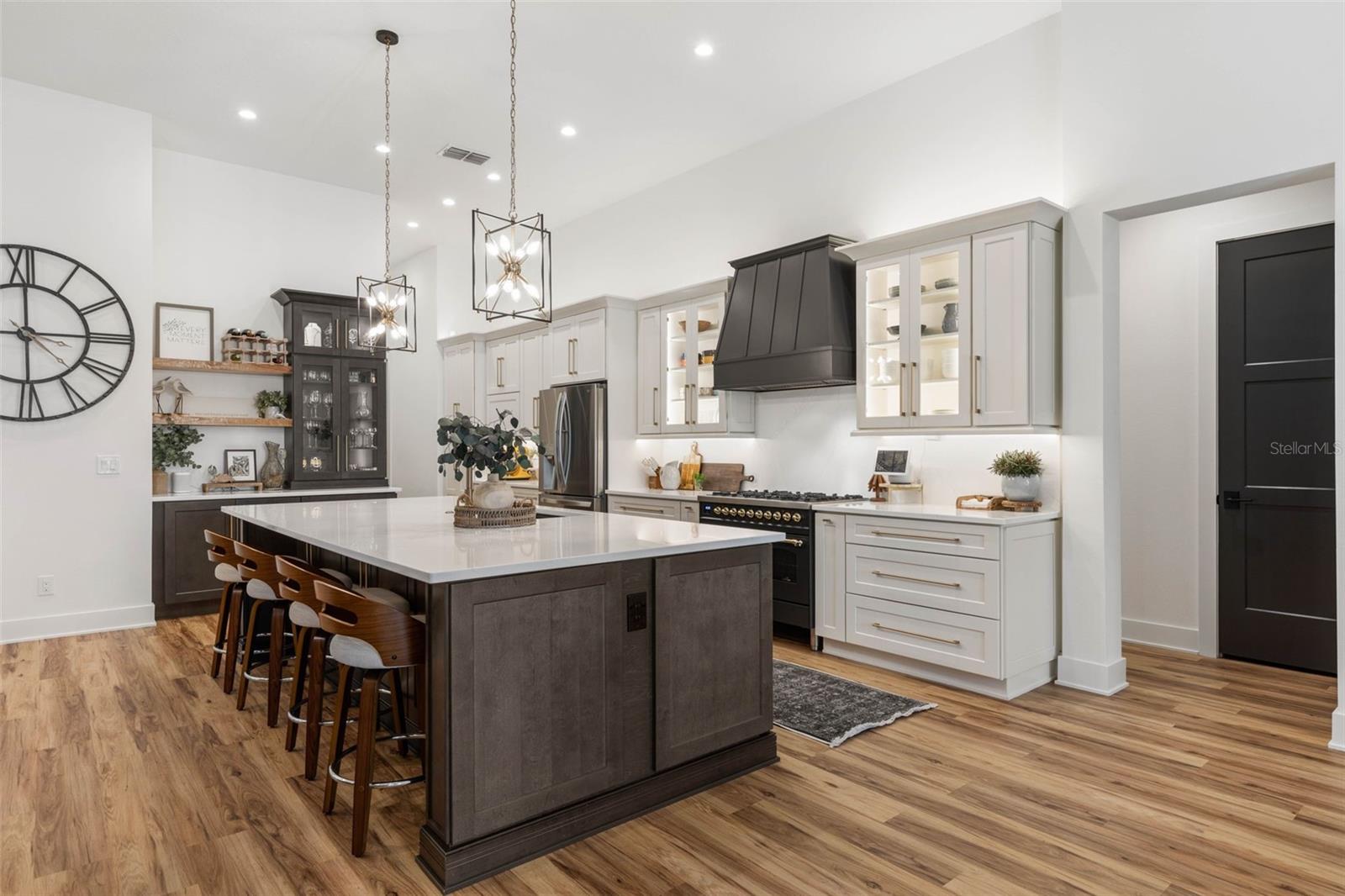 SEASIDE LANDINGS - Residential