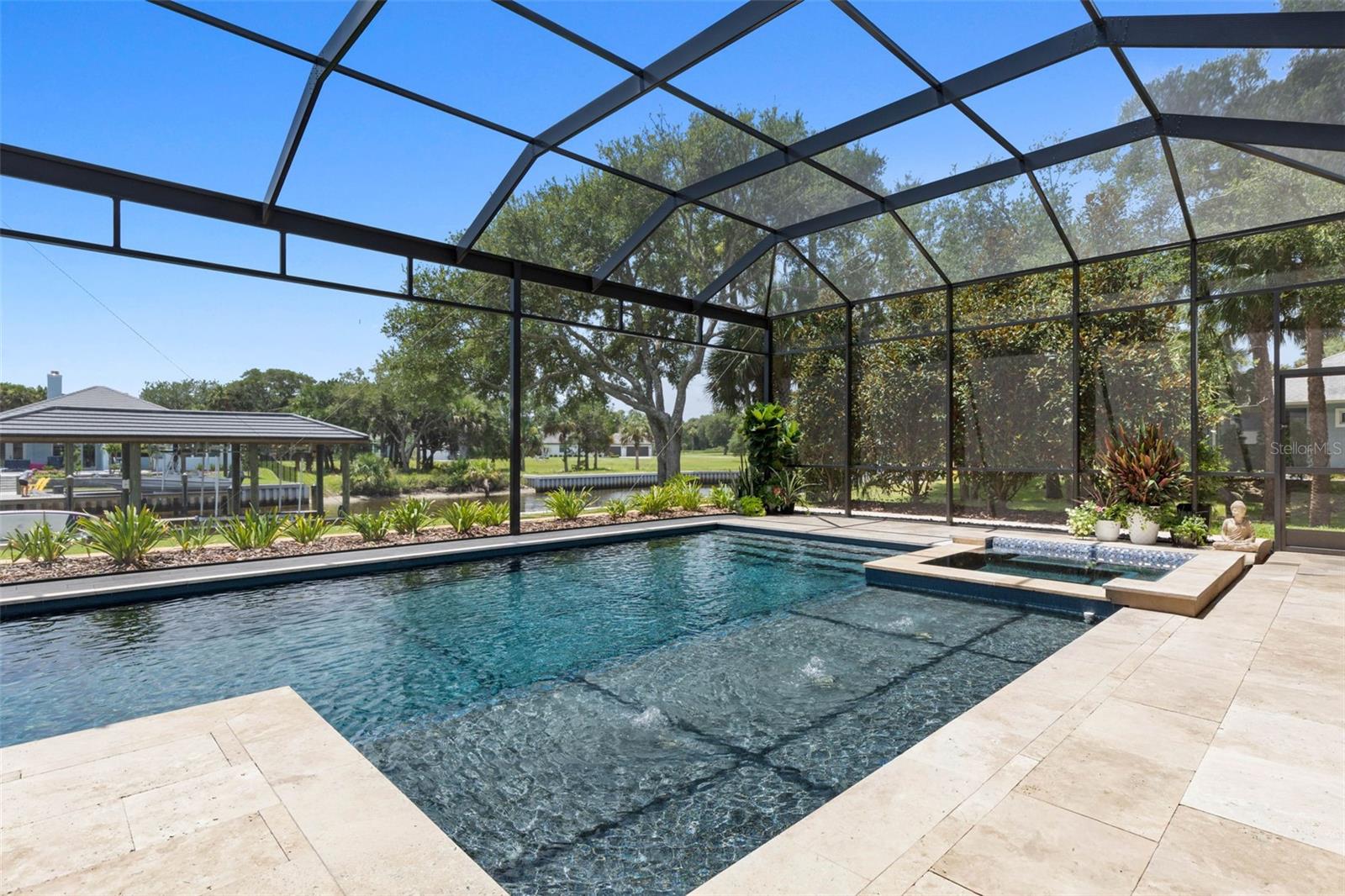 SEASIDE LANDINGS - Residential