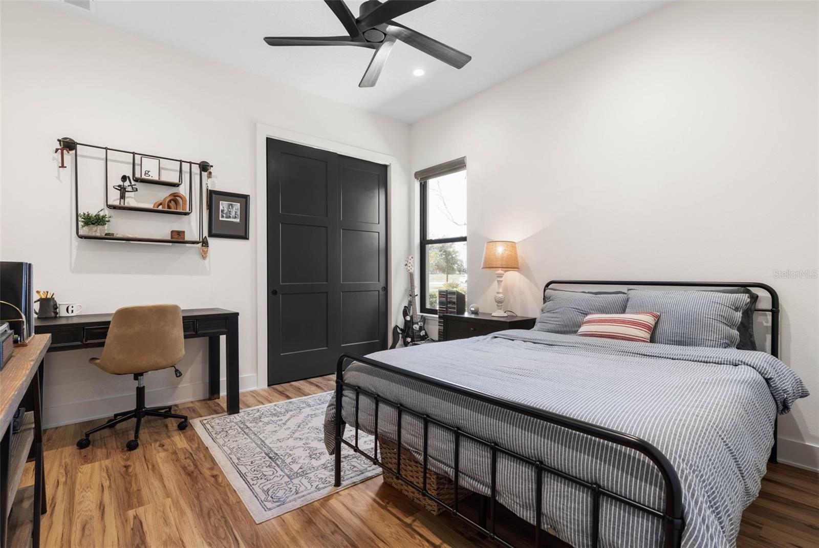 SEASIDE LANDINGS - Residential