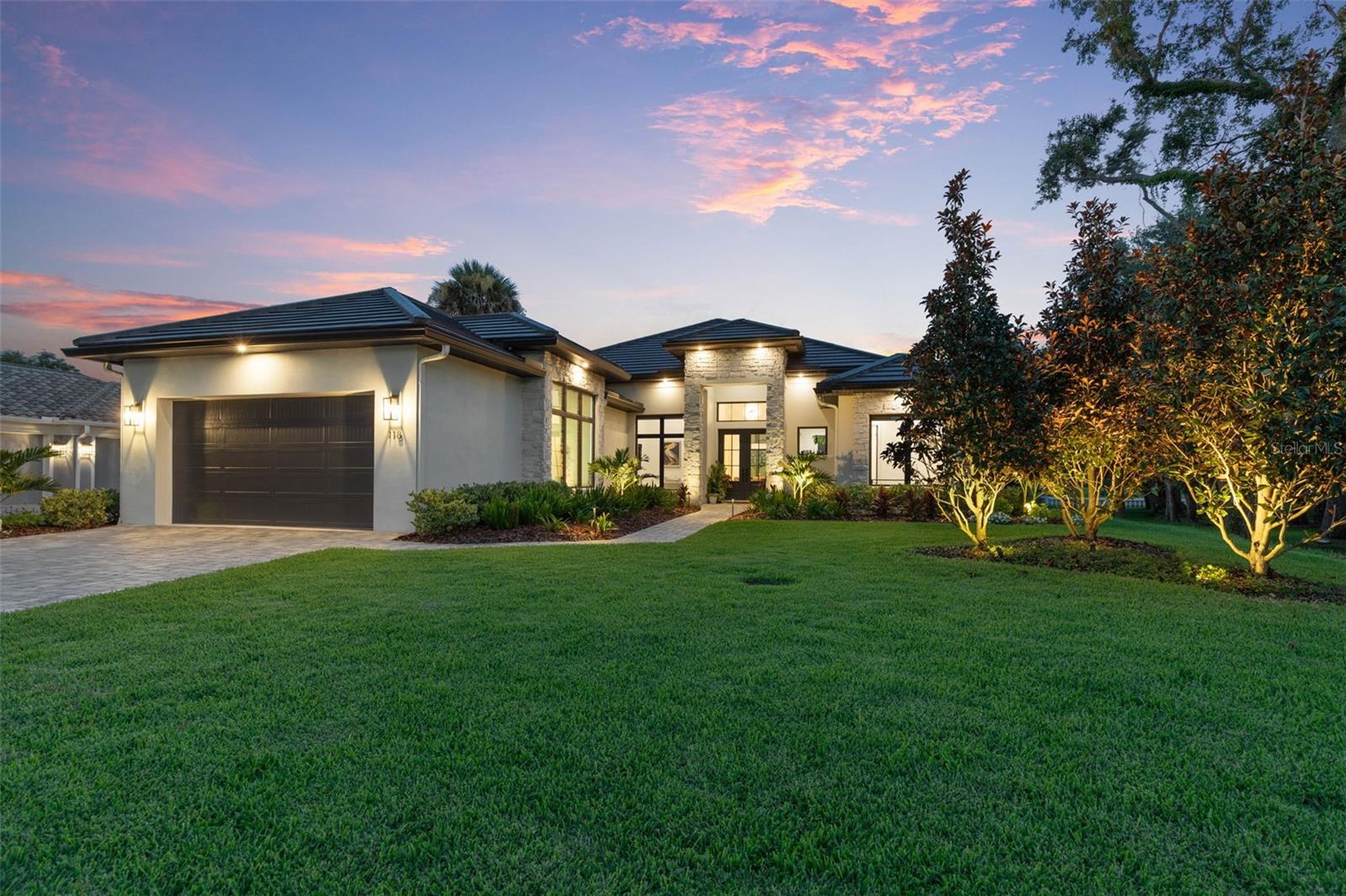 SEASIDE LANDINGS - Residential