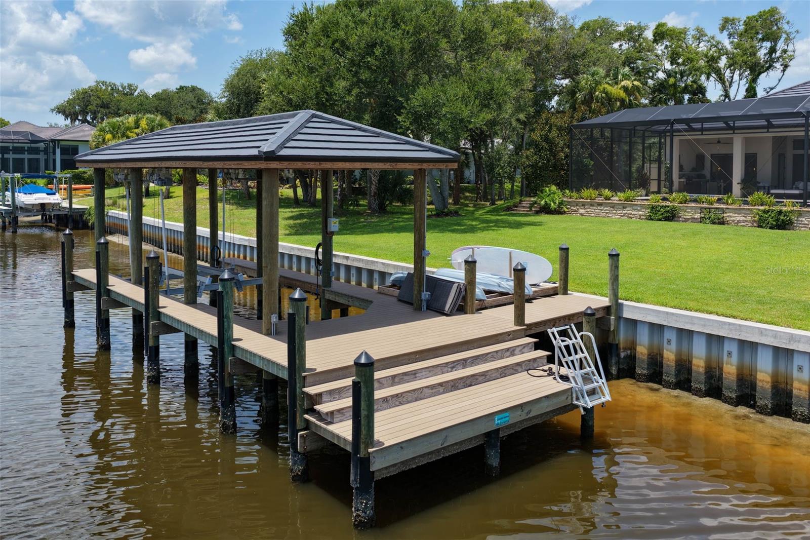 SEASIDE LANDINGS - Residential