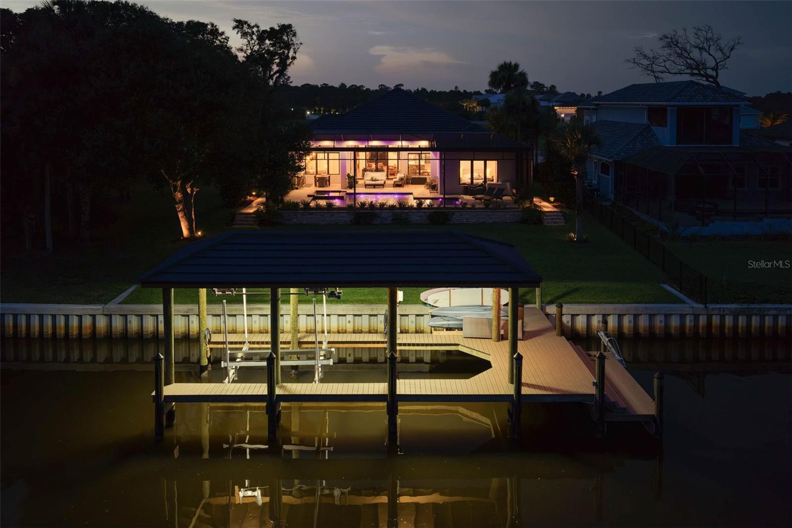 SEASIDE LANDINGS - Residential