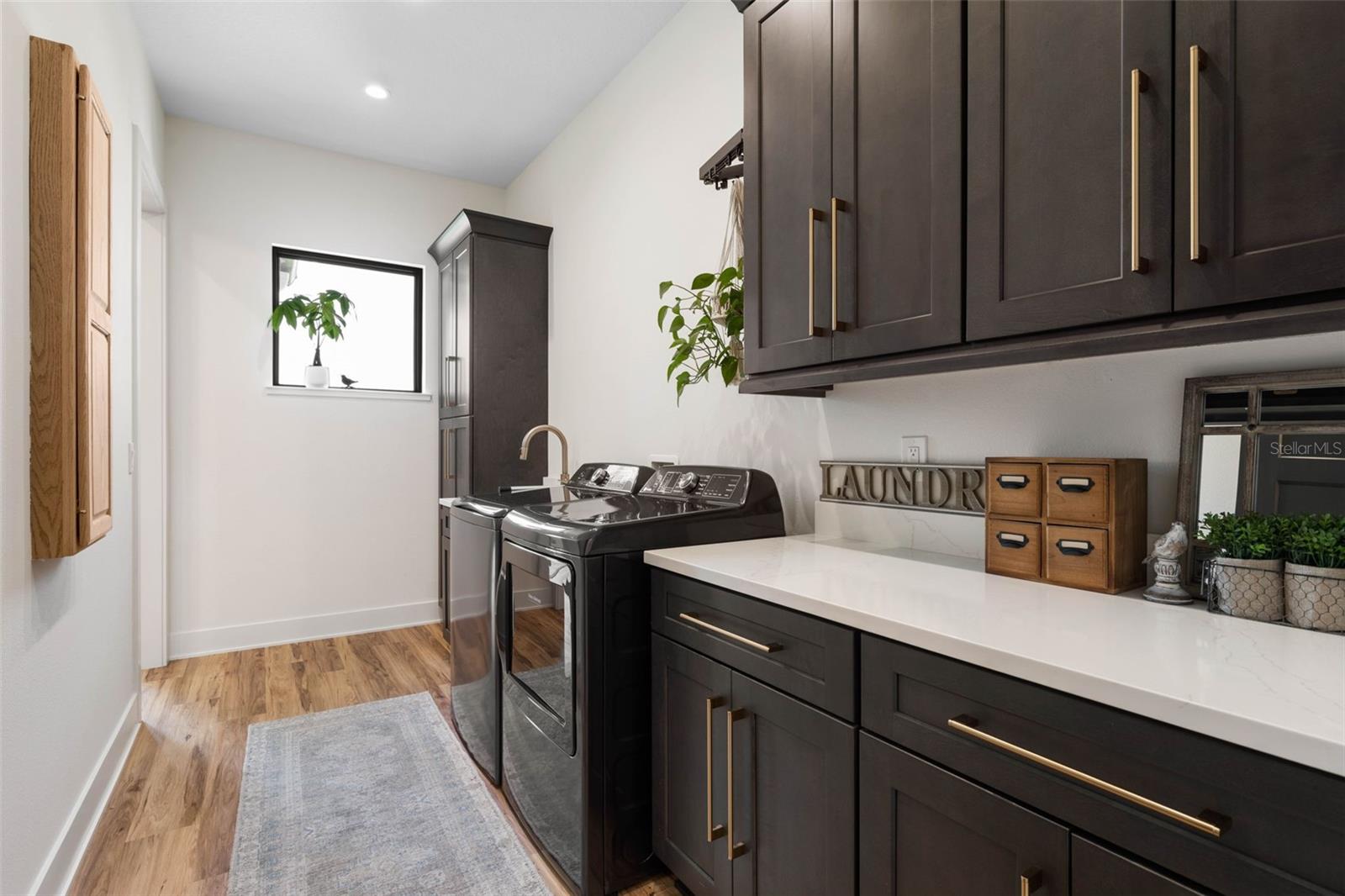 SEASIDE LANDINGS - Residential
