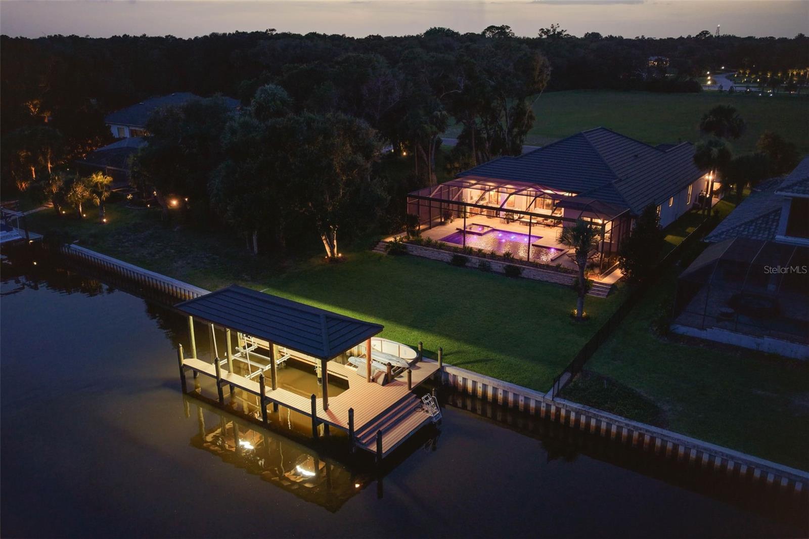 SEASIDE LANDINGS - Residential