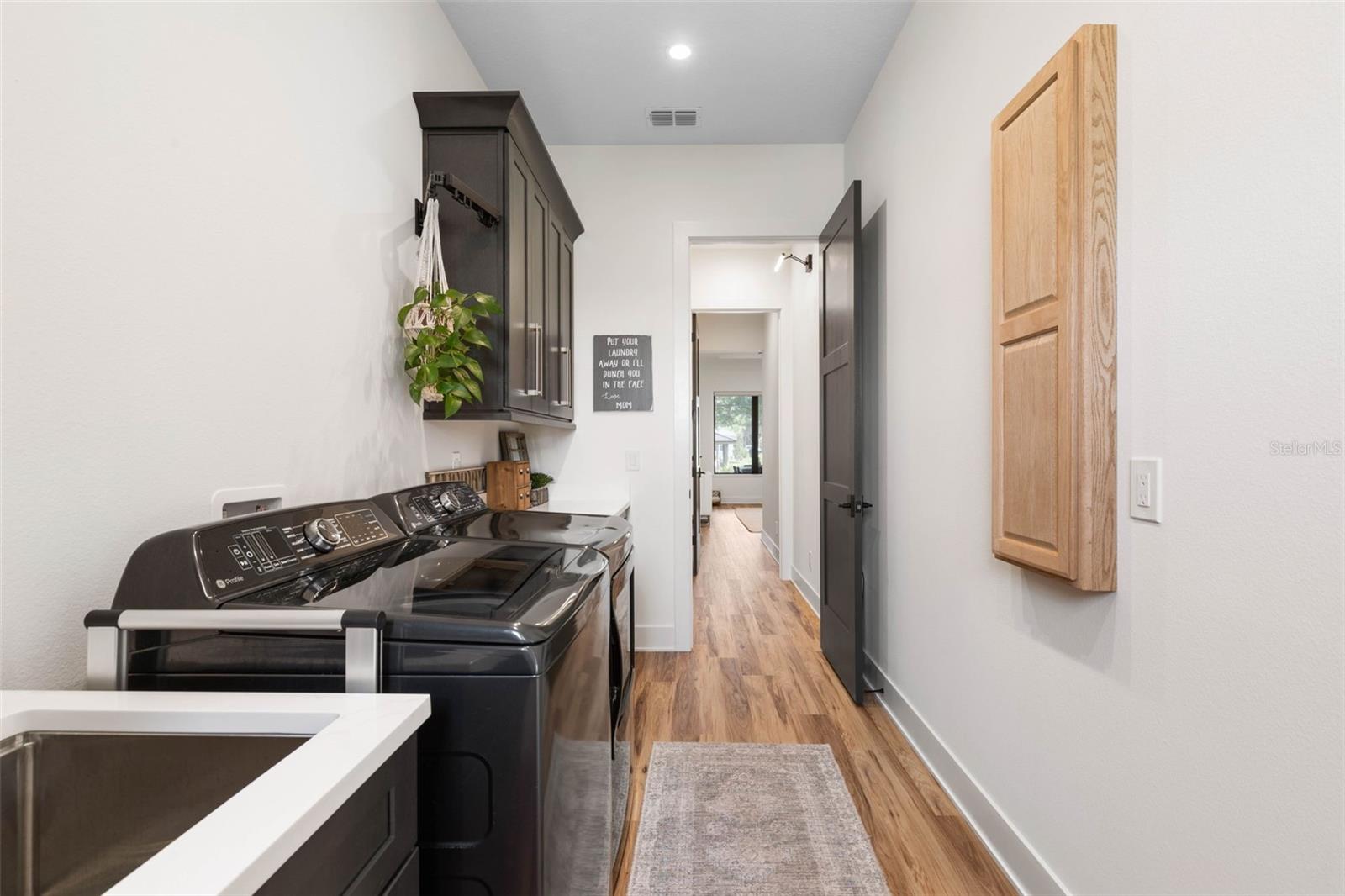 SEASIDE LANDINGS - Residential