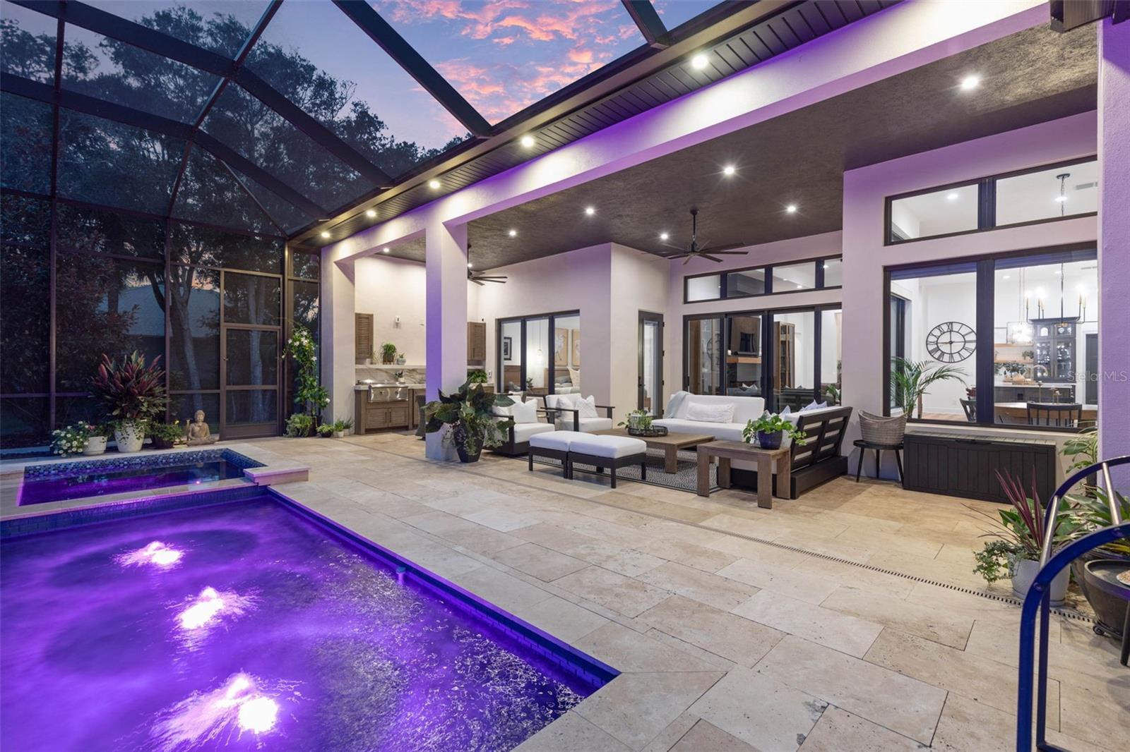 SEASIDE LANDINGS - Residential