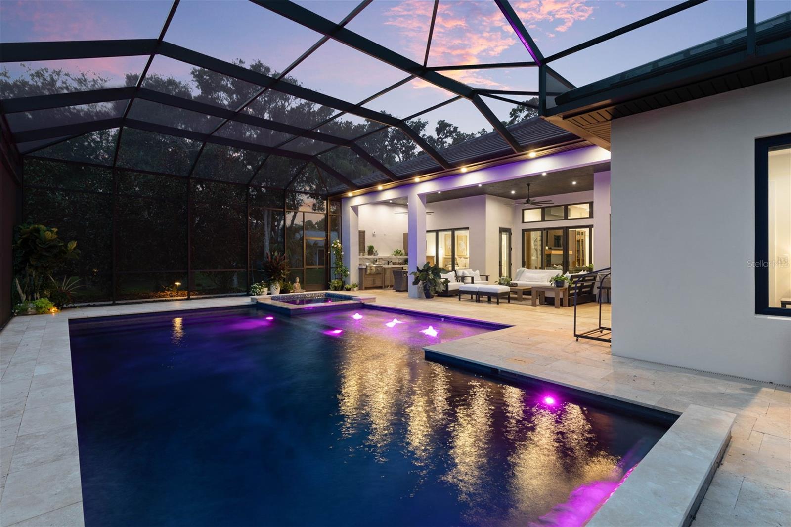 SEASIDE LANDINGS - Residential