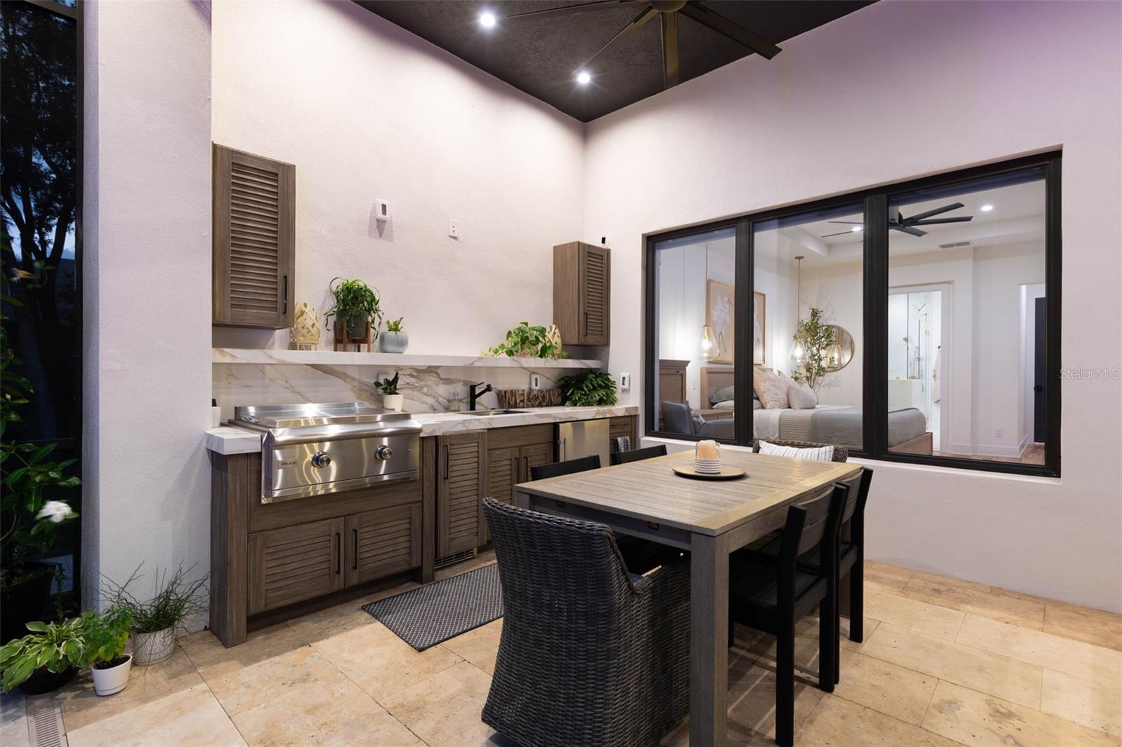 SEASIDE LANDINGS - Residential