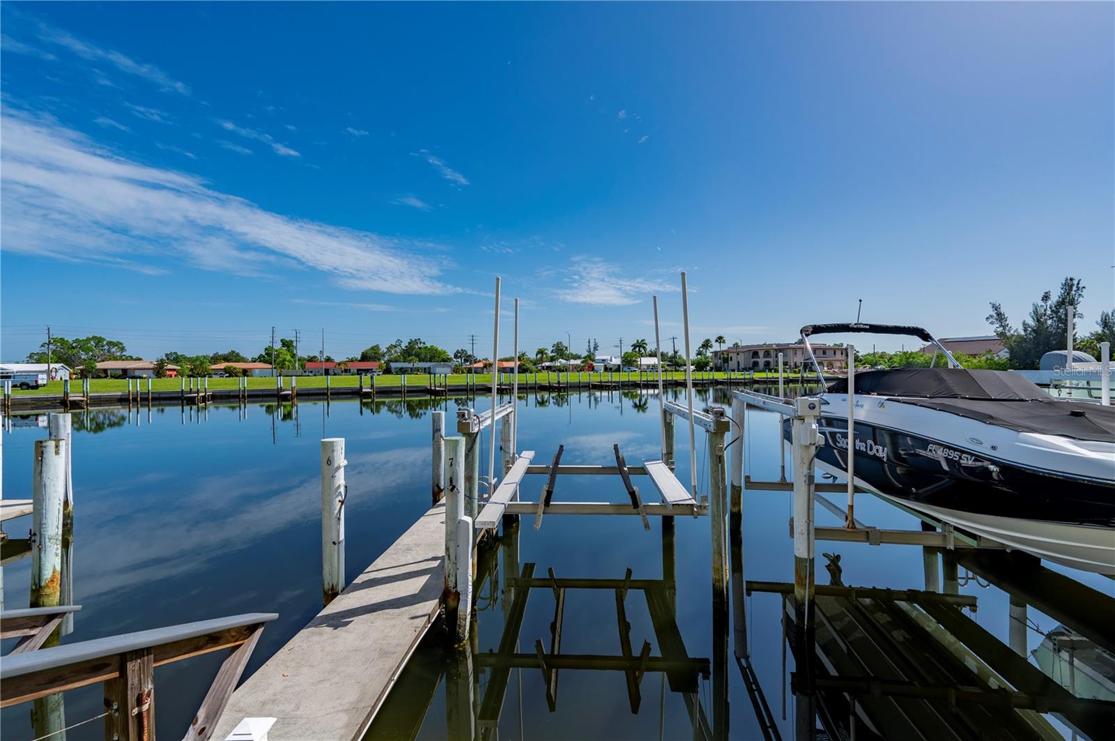OUTLOOK COVE - Residential