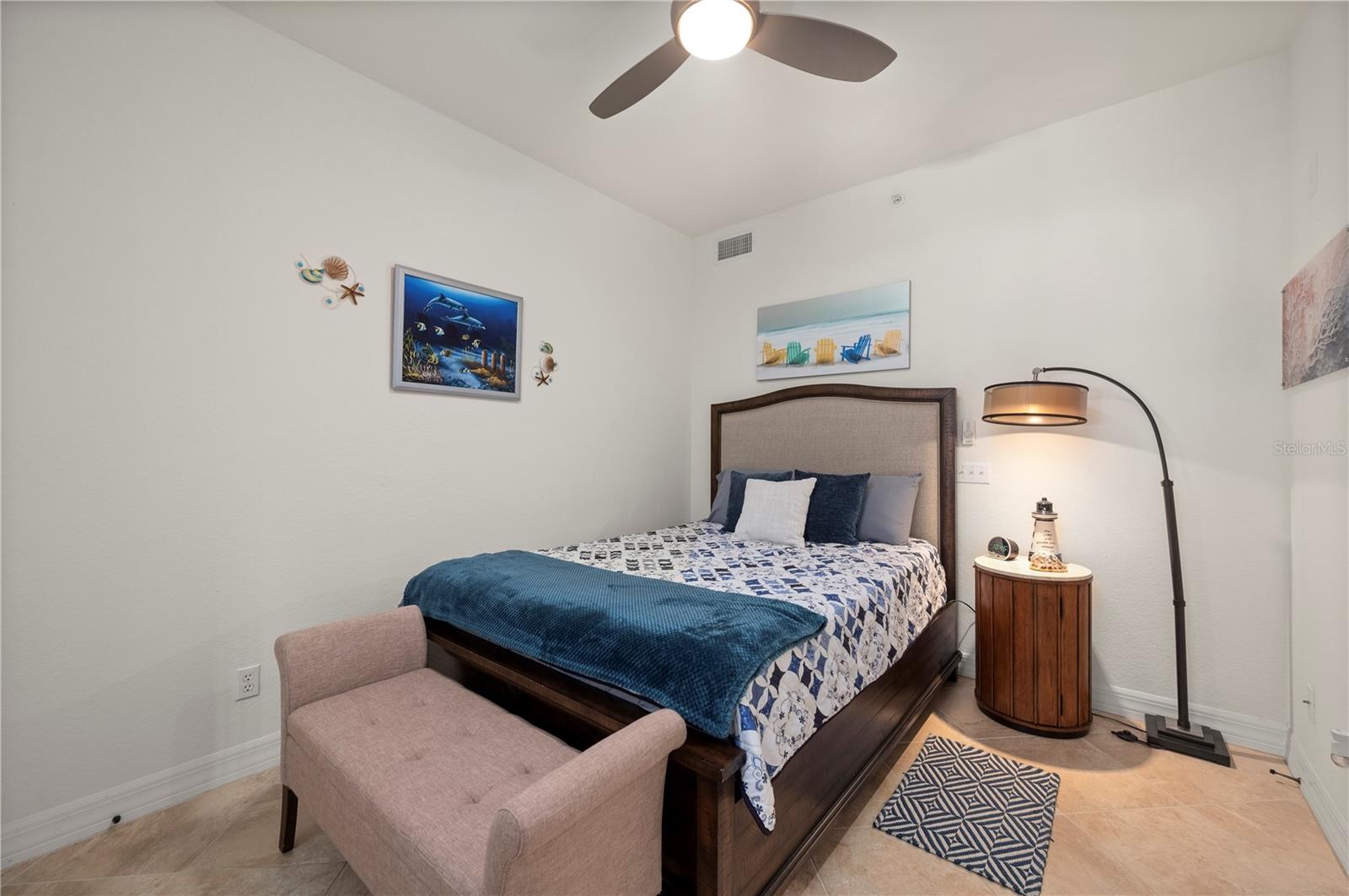 OUTLOOK COVE - Residential