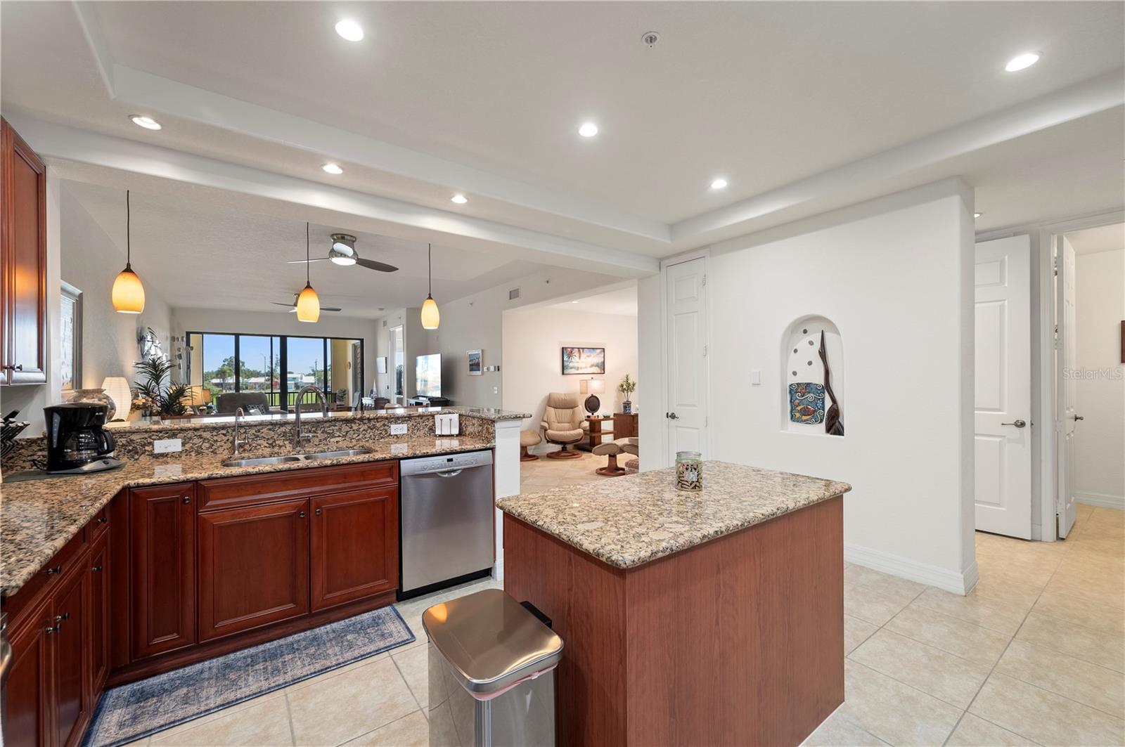 OUTLOOK COVE - Residential