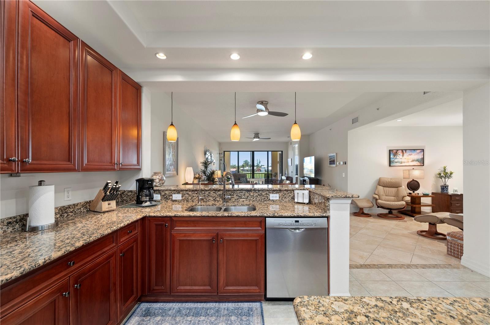 OUTLOOK COVE - Residential