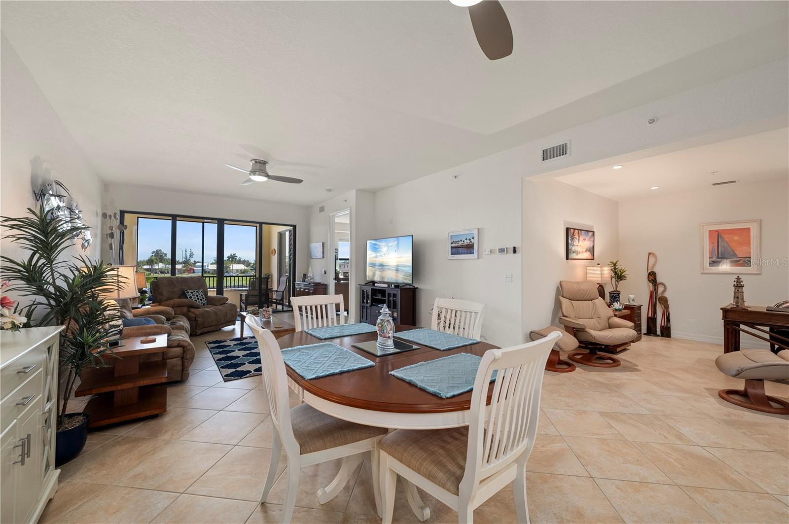 OUTLOOK COVE - Residential