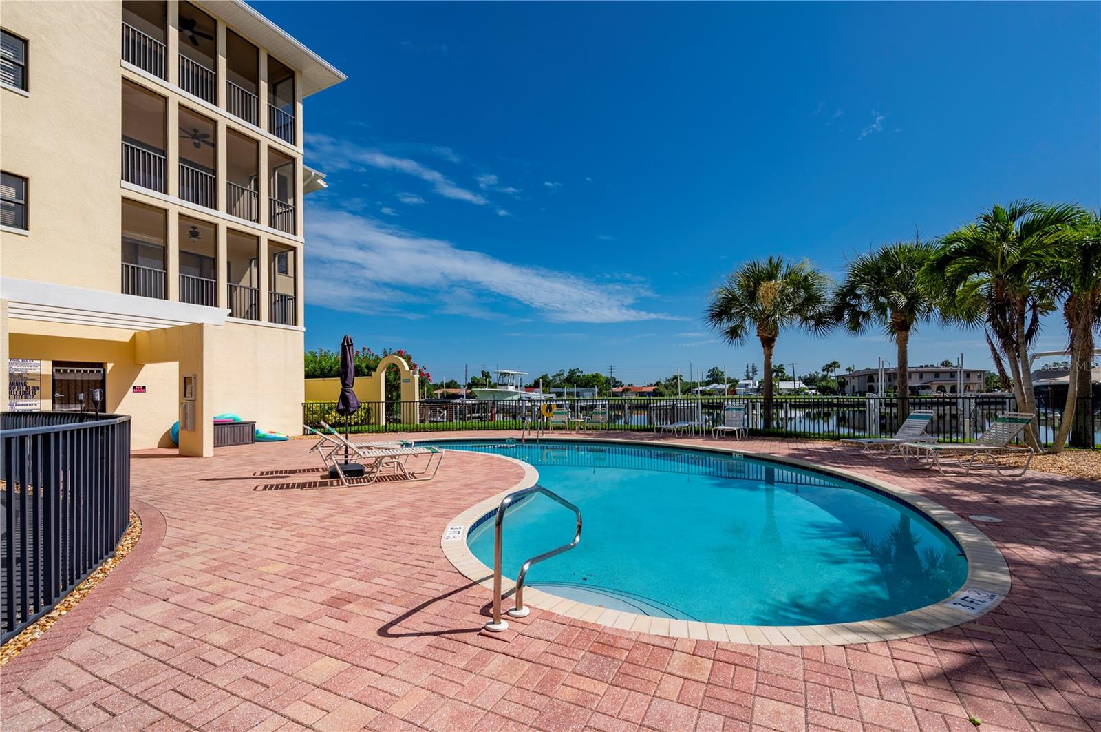 OUTLOOK COVE - Residential