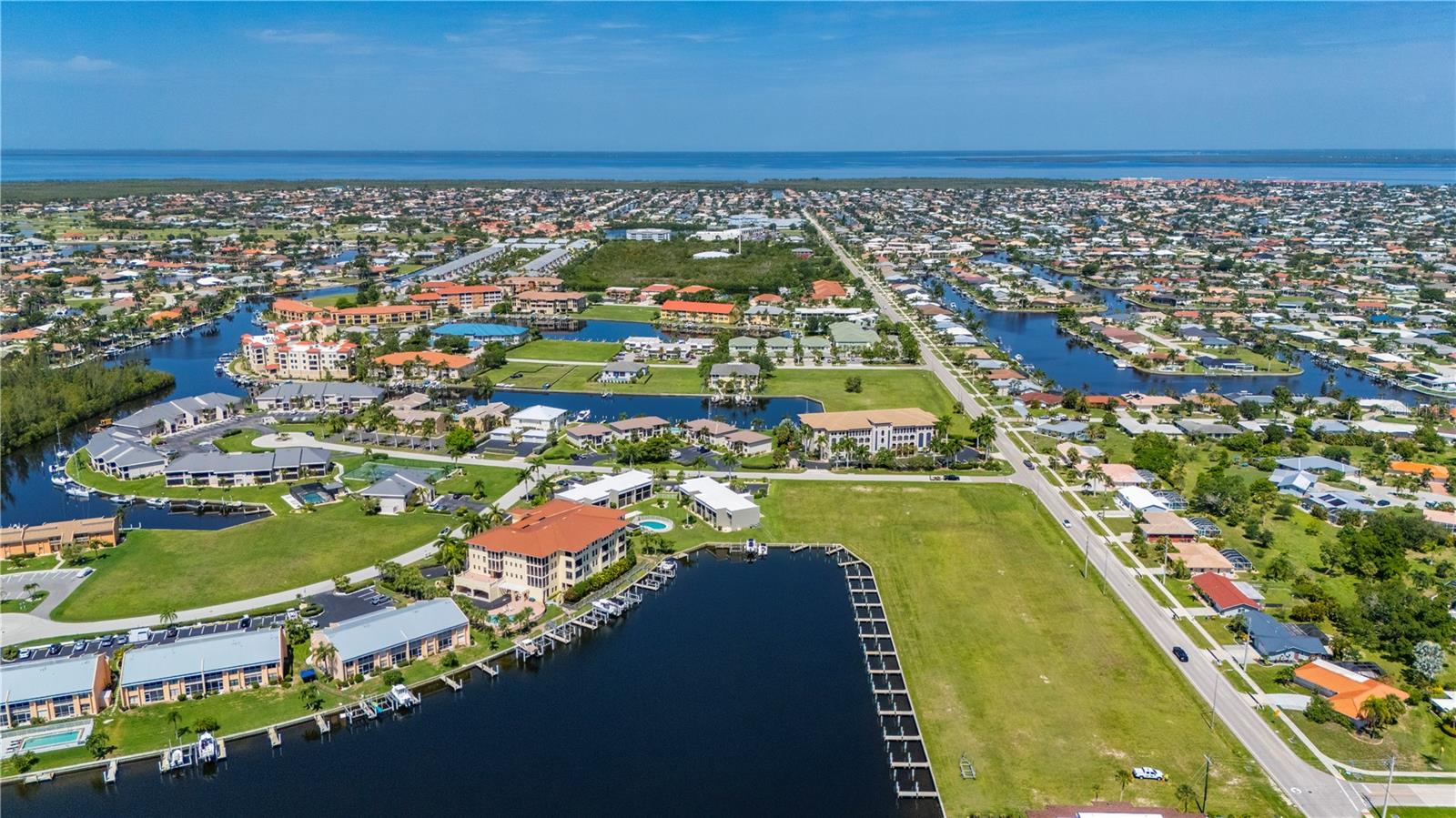 OUTLOOK COVE - Residential