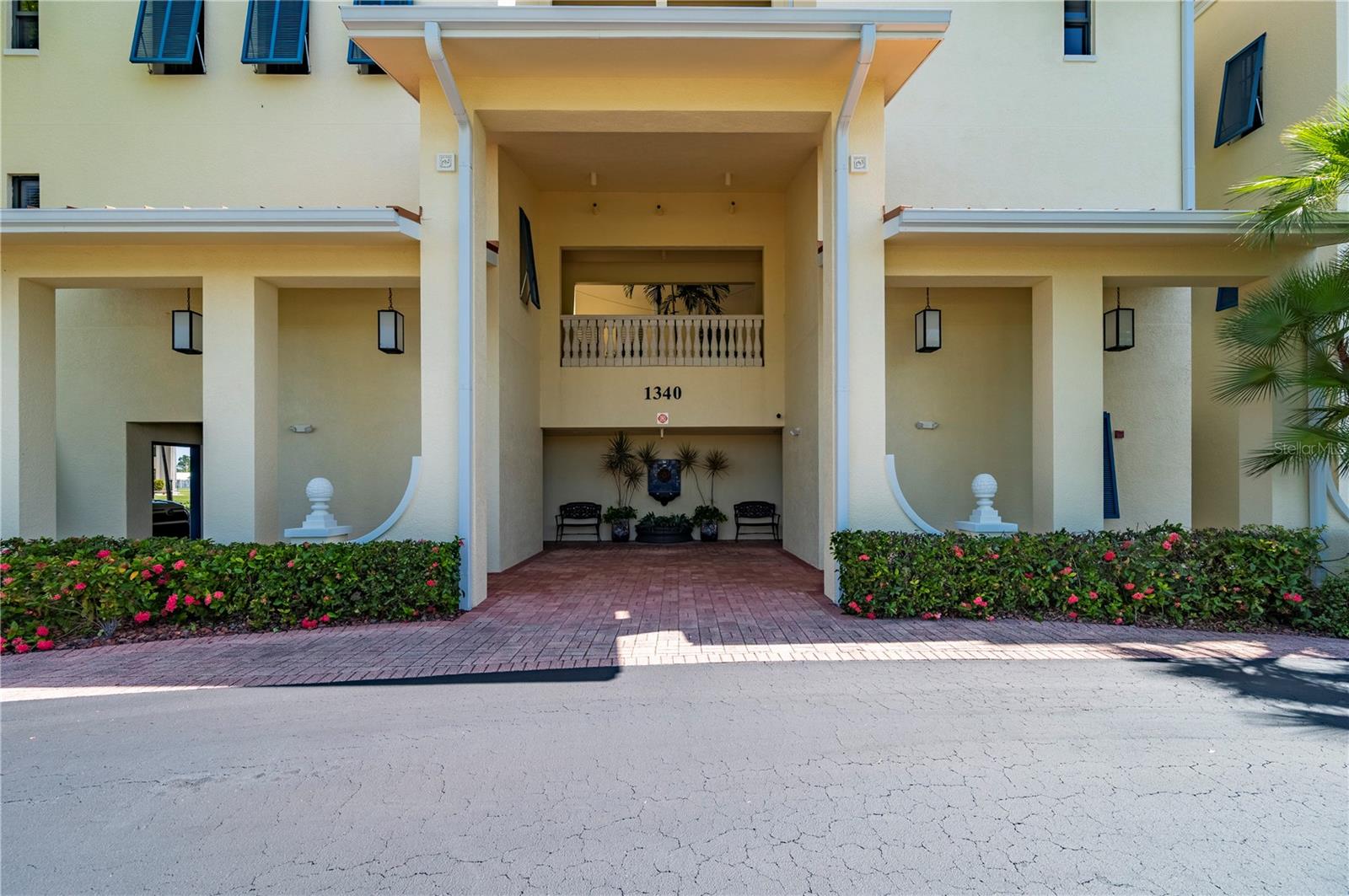 OUTLOOK COVE - Residential
