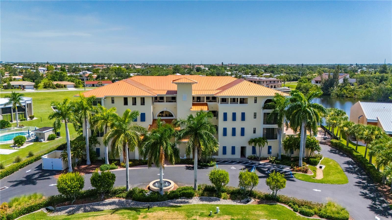 OUTLOOK COVE - Residential
