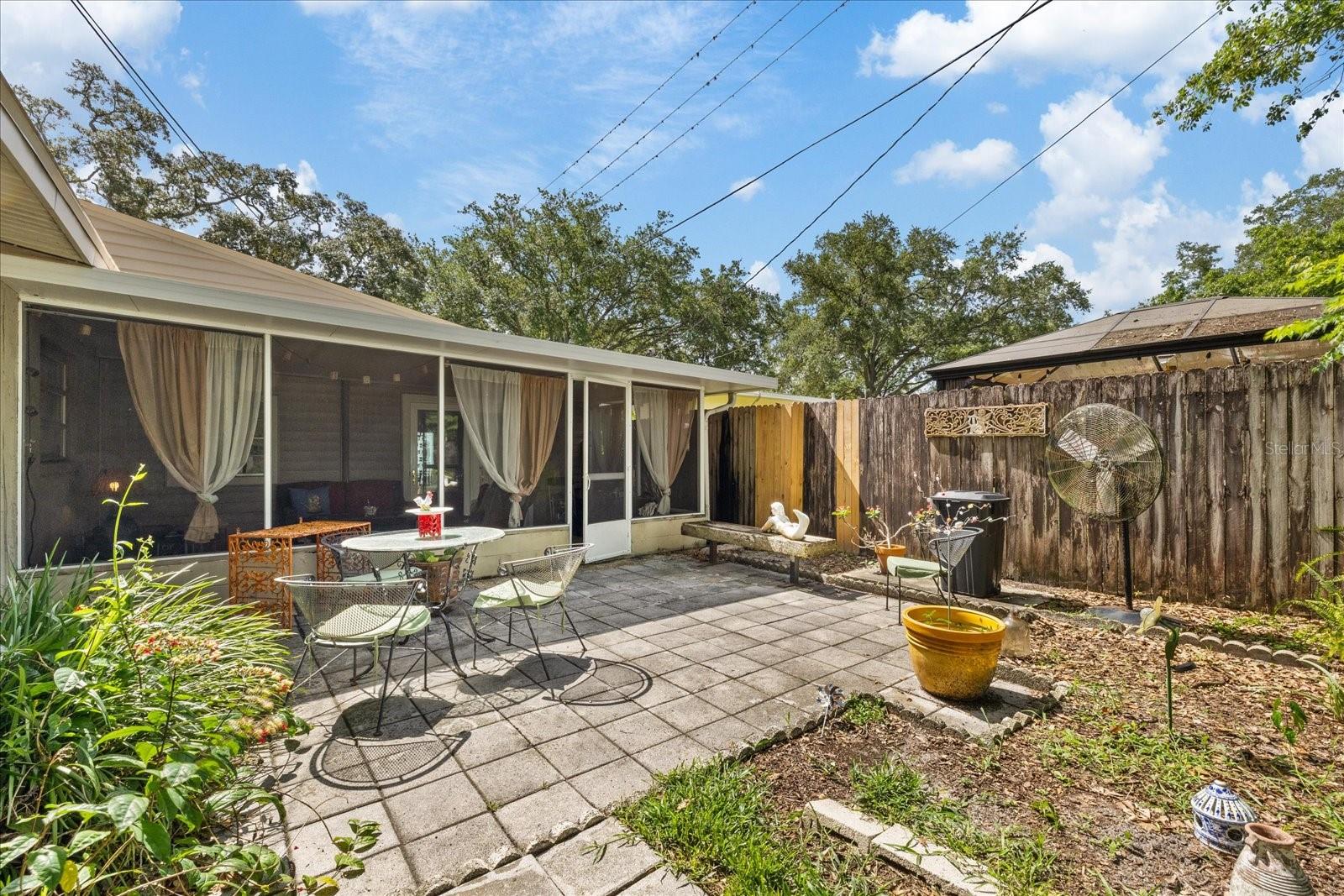 TAMPAS NORTH SIDE CNTRY CL - Residential
