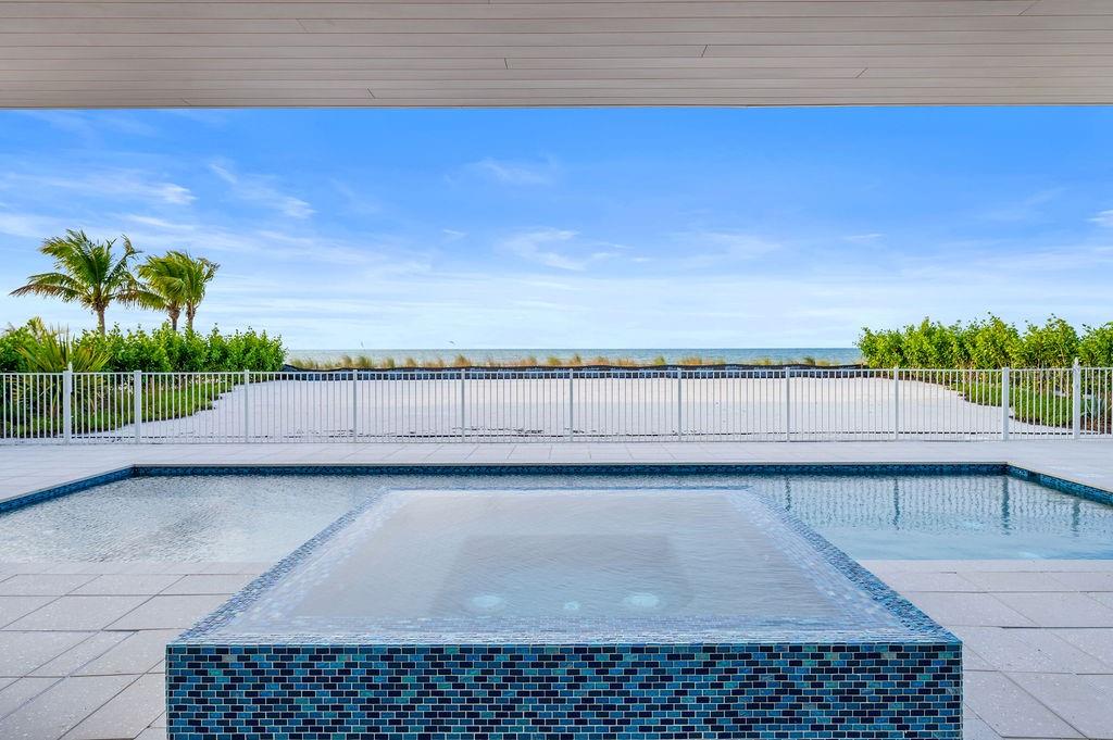 SLEEPY LAGOON - Residential