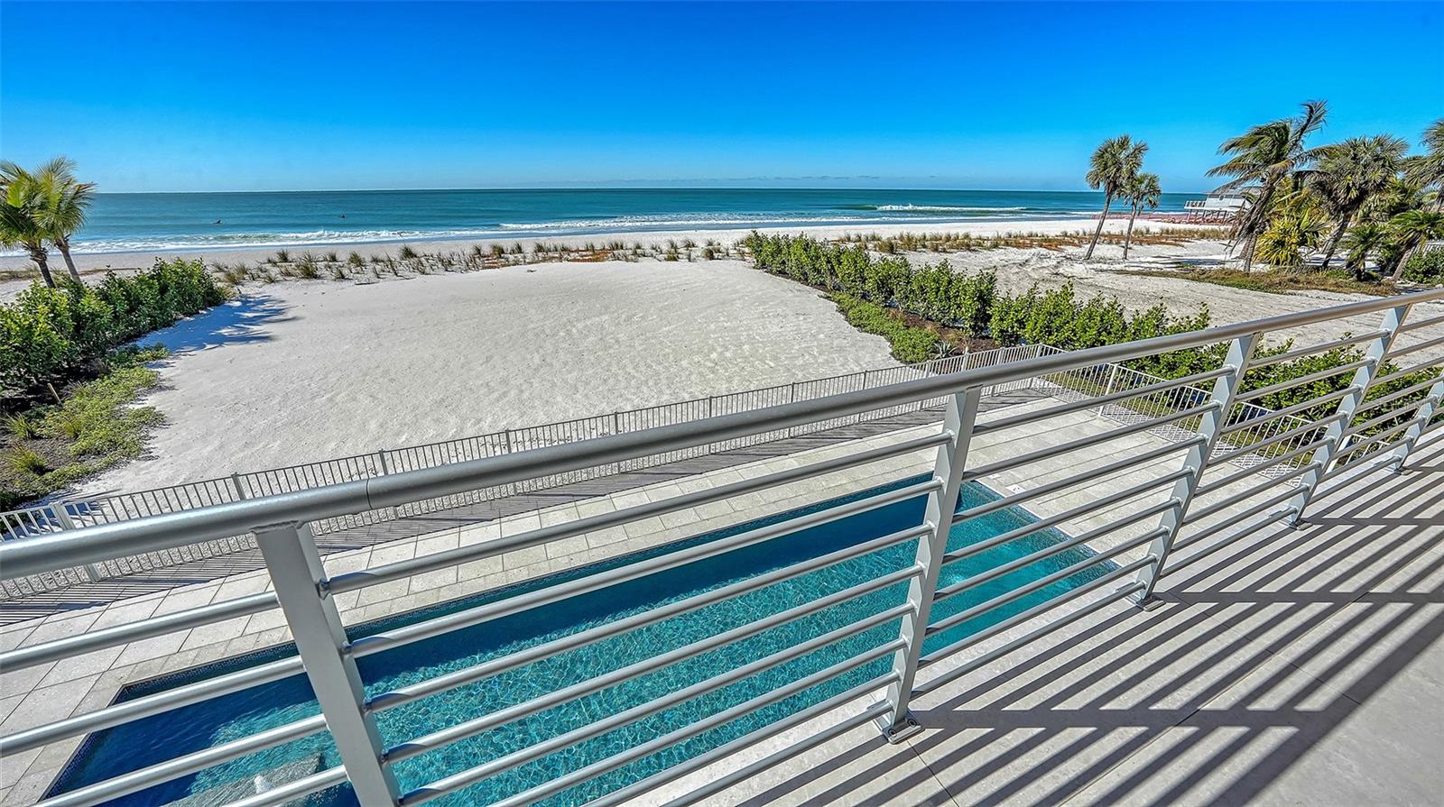 SLEEPY LAGOON - Residential