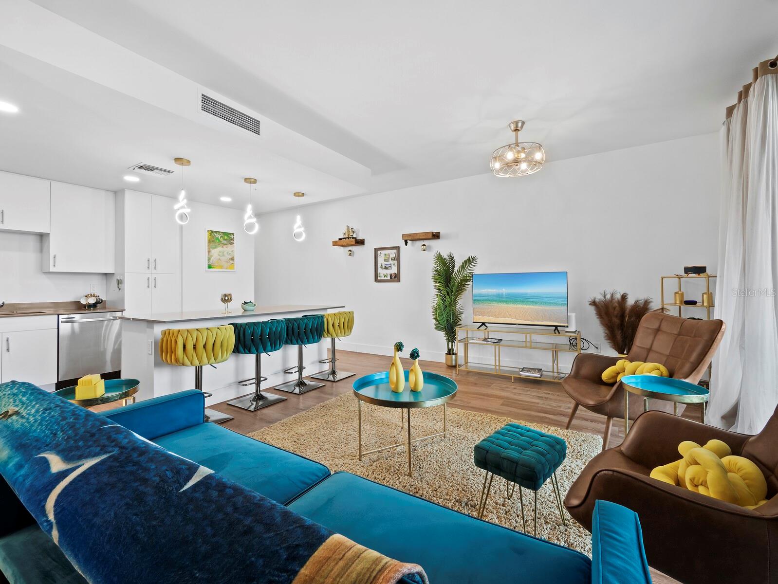 THE STRAND OF SARASOTA - Residential