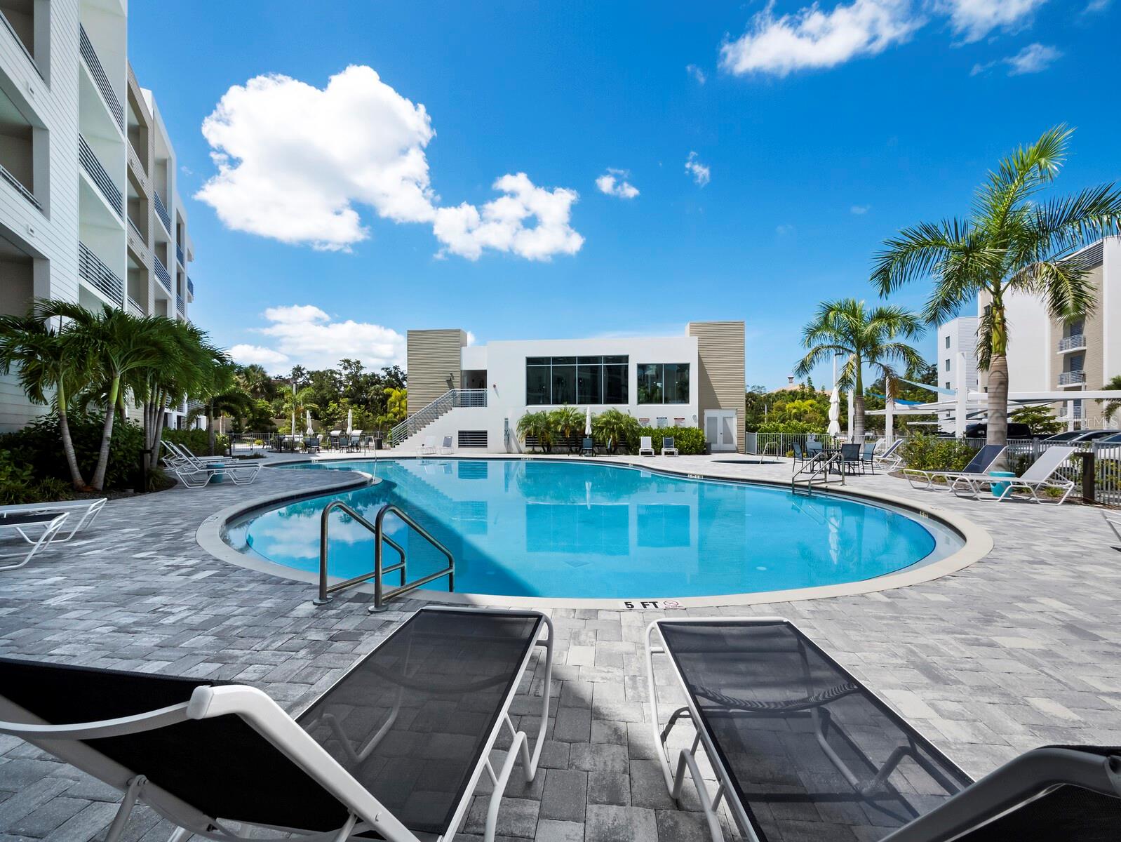 THE STRAND OF SARASOTA - Residential