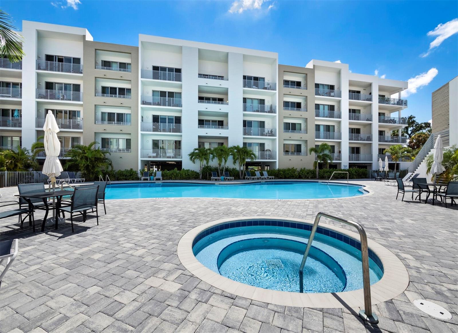 THE STRAND OF SARASOTA - Residential
