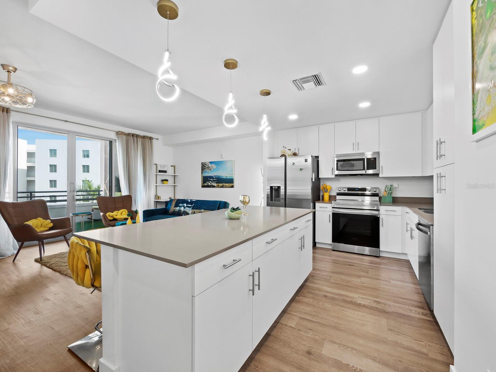 THE STRAND OF SARASOTA - Residential