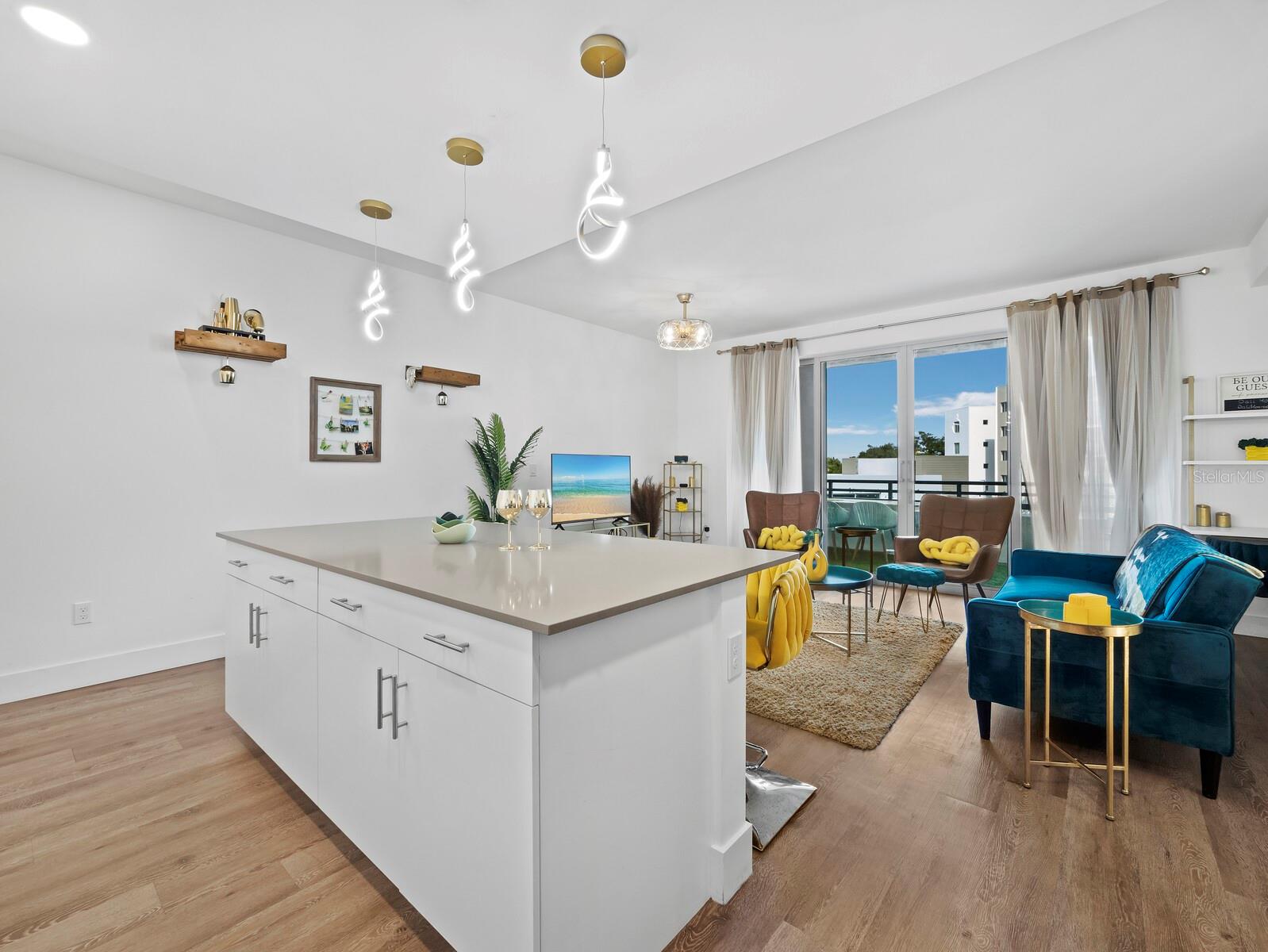 THE STRAND OF SARASOTA - Residential