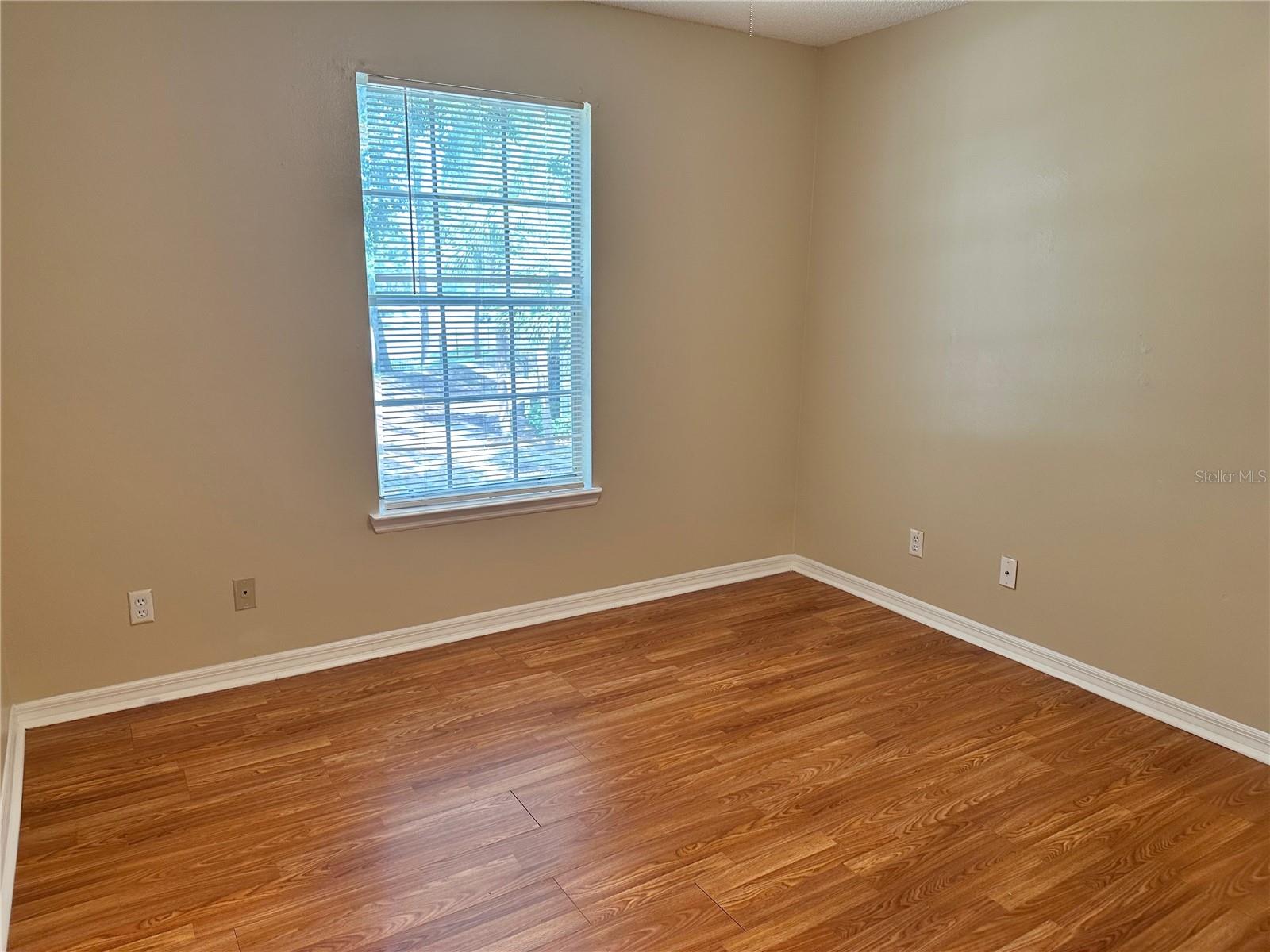 CENTRAL PARK METROWEST CONDO - Residential Lease