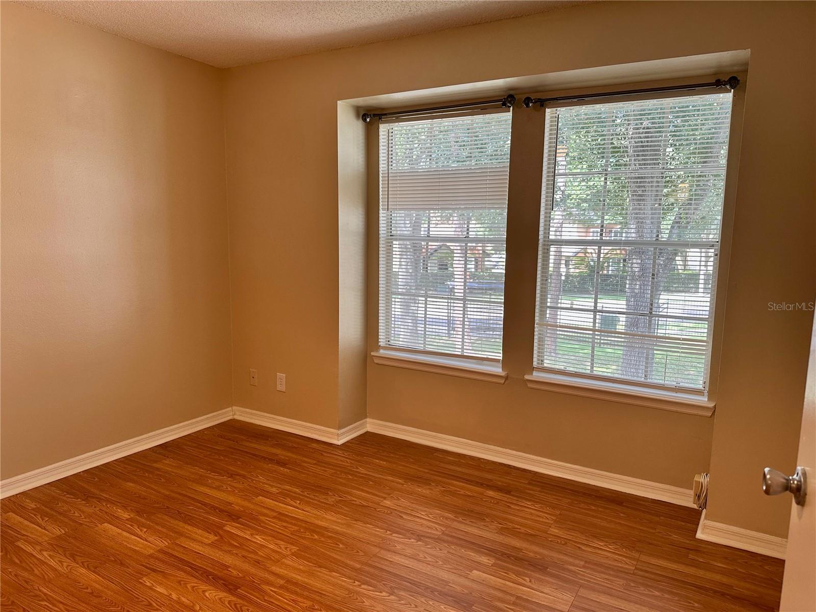 CENTRAL PARK METROWEST CONDO - Residential Lease