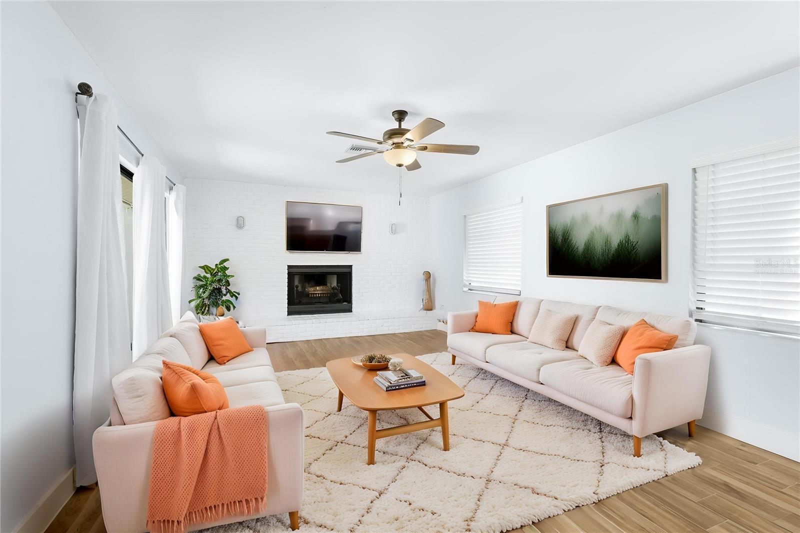 SUNRISE GOLF CLUB ESTATES - Residential