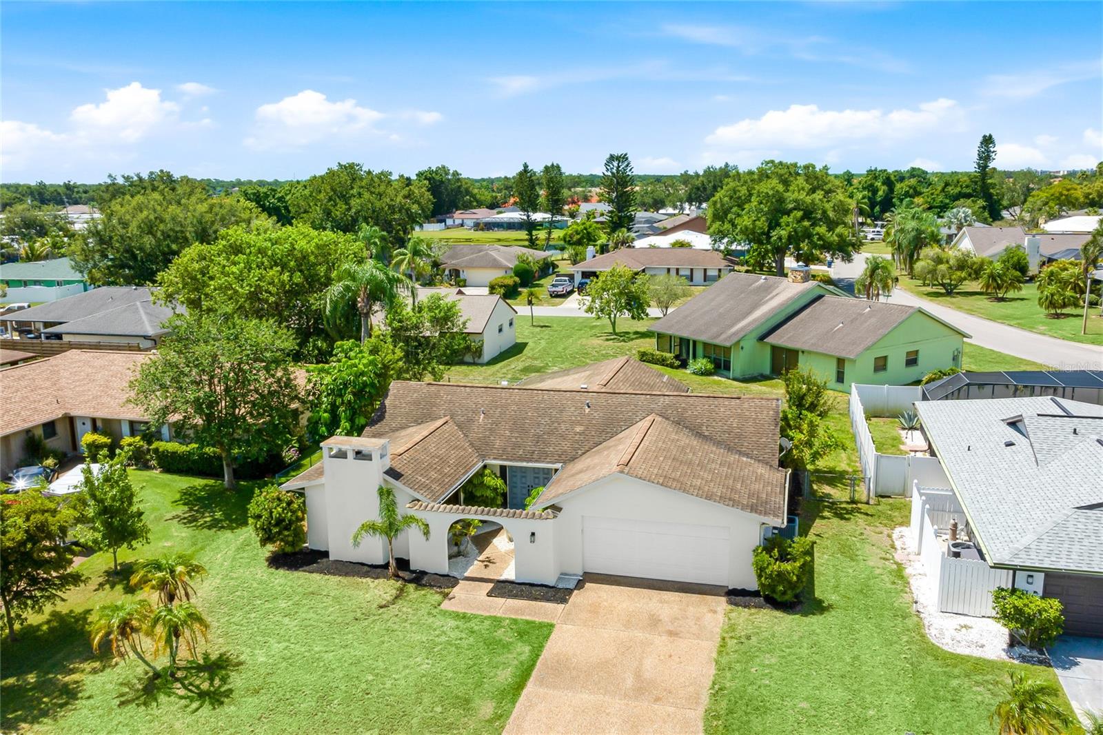 SUNRISE GOLF CLUB ESTATES - Residential