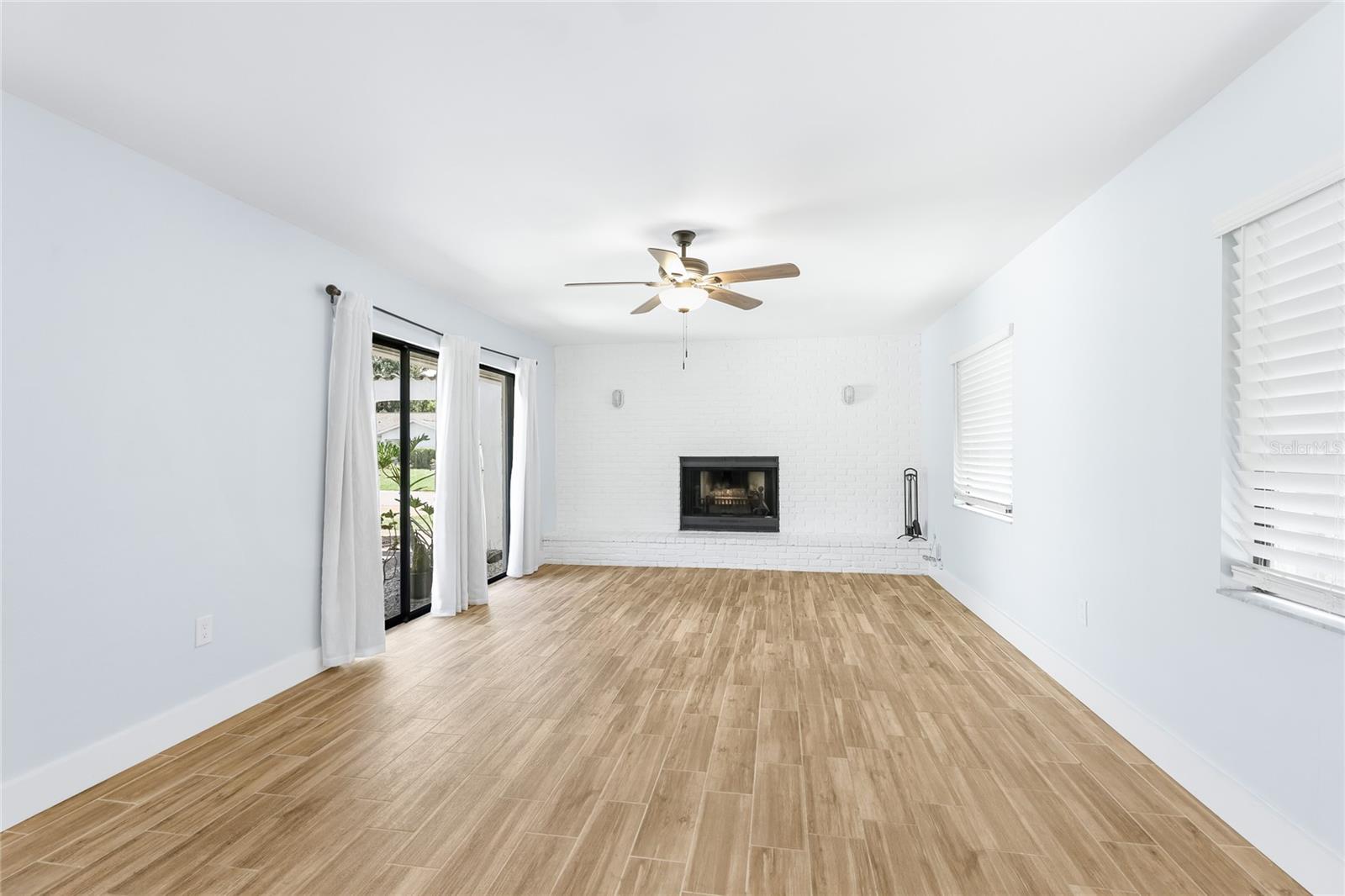 SUNRISE GOLF CLUB ESTATES - Residential