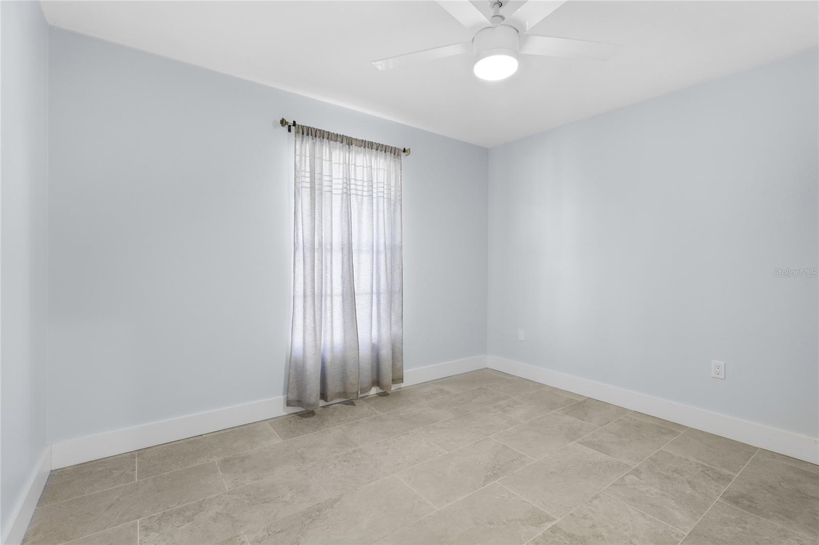 SUNRISE GOLF CLUB ESTATES - Residential